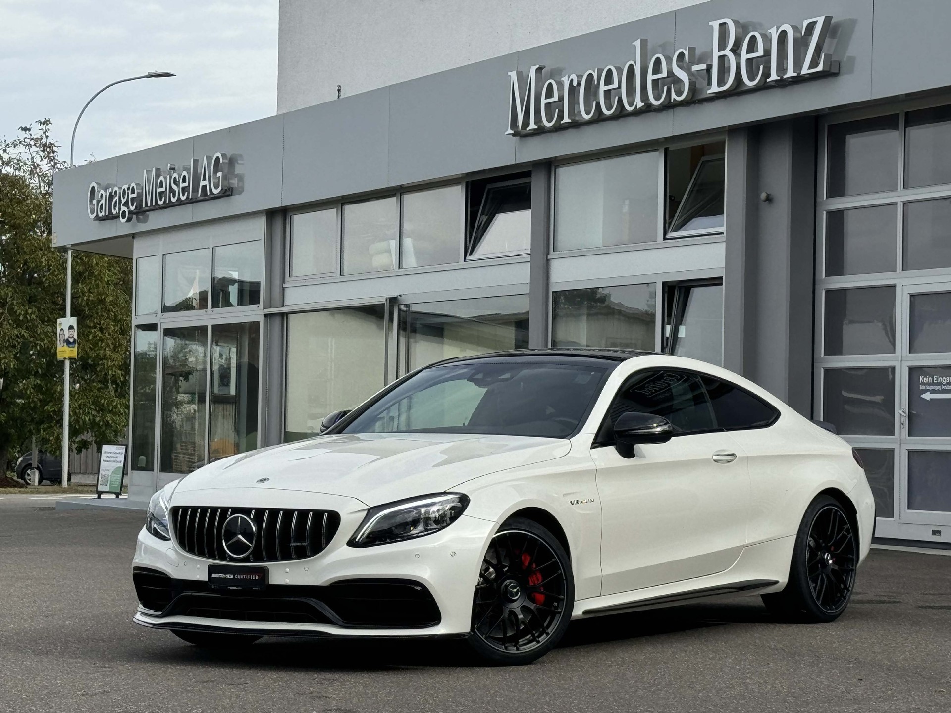 MERCEDES-BENZ C 63 S AMG Coupé-image-0