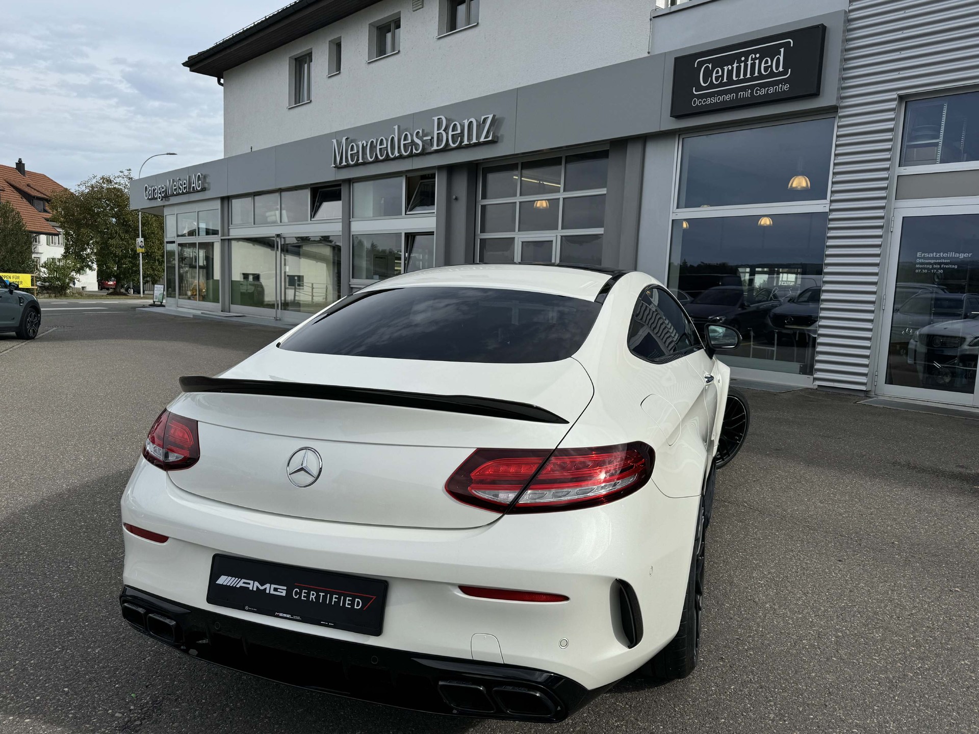 MERCEDES-BENZ C 63 S AMG Coupé-image-3