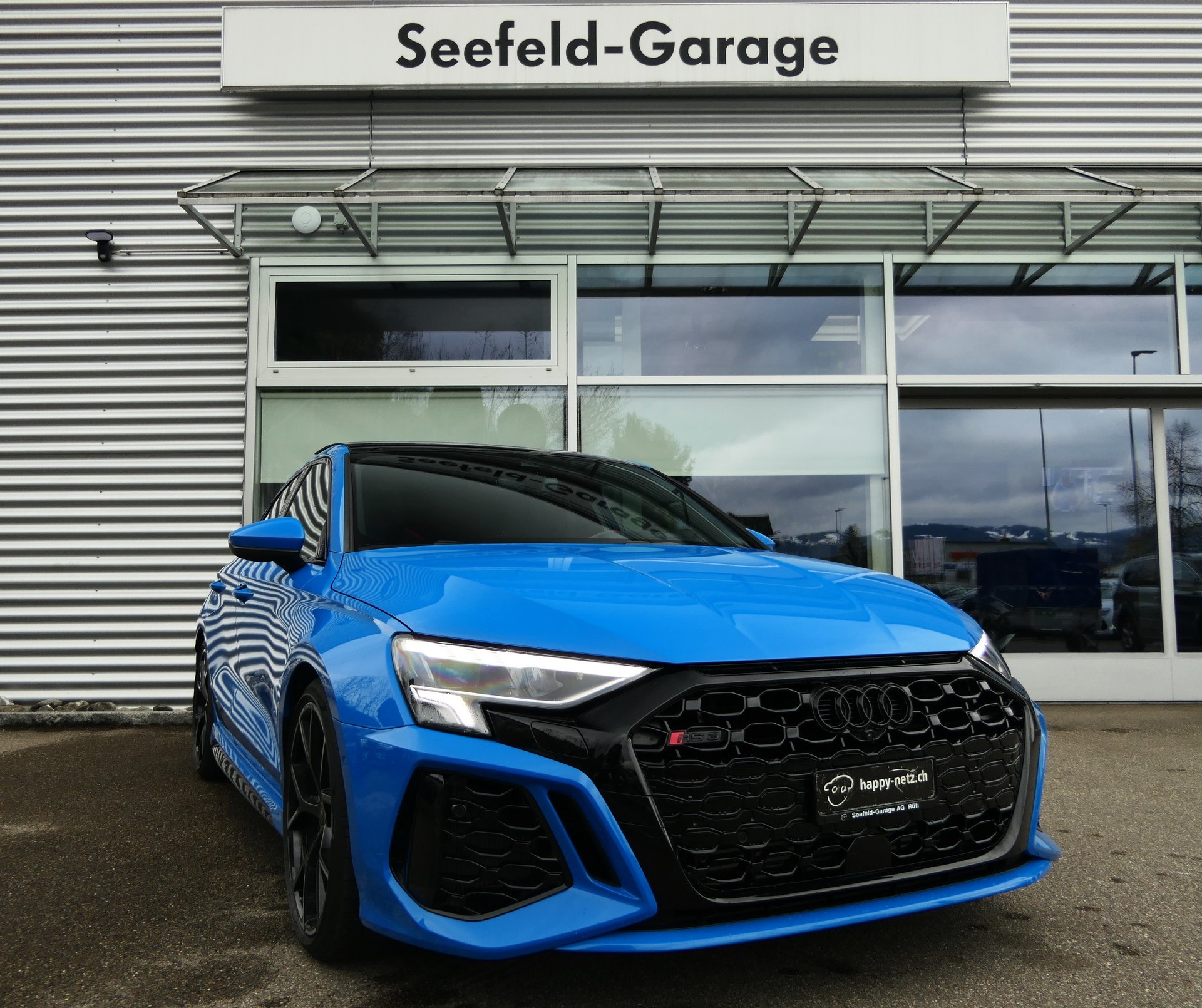 AUDI RS3 Limousine 2.5 TSI quattro S-tronic-image-0