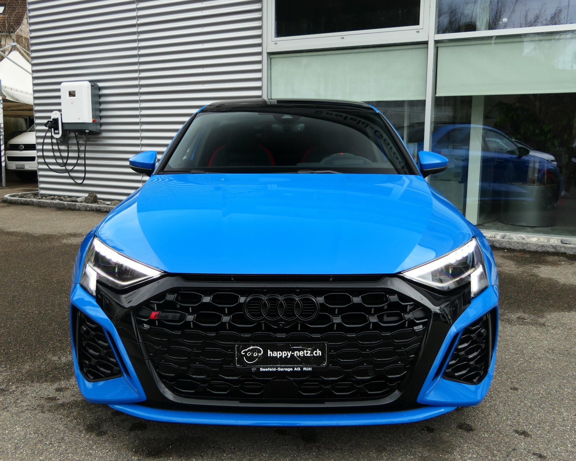 AUDI RS3 Limousine 2.5 TSI quattro S-tronic-image-1