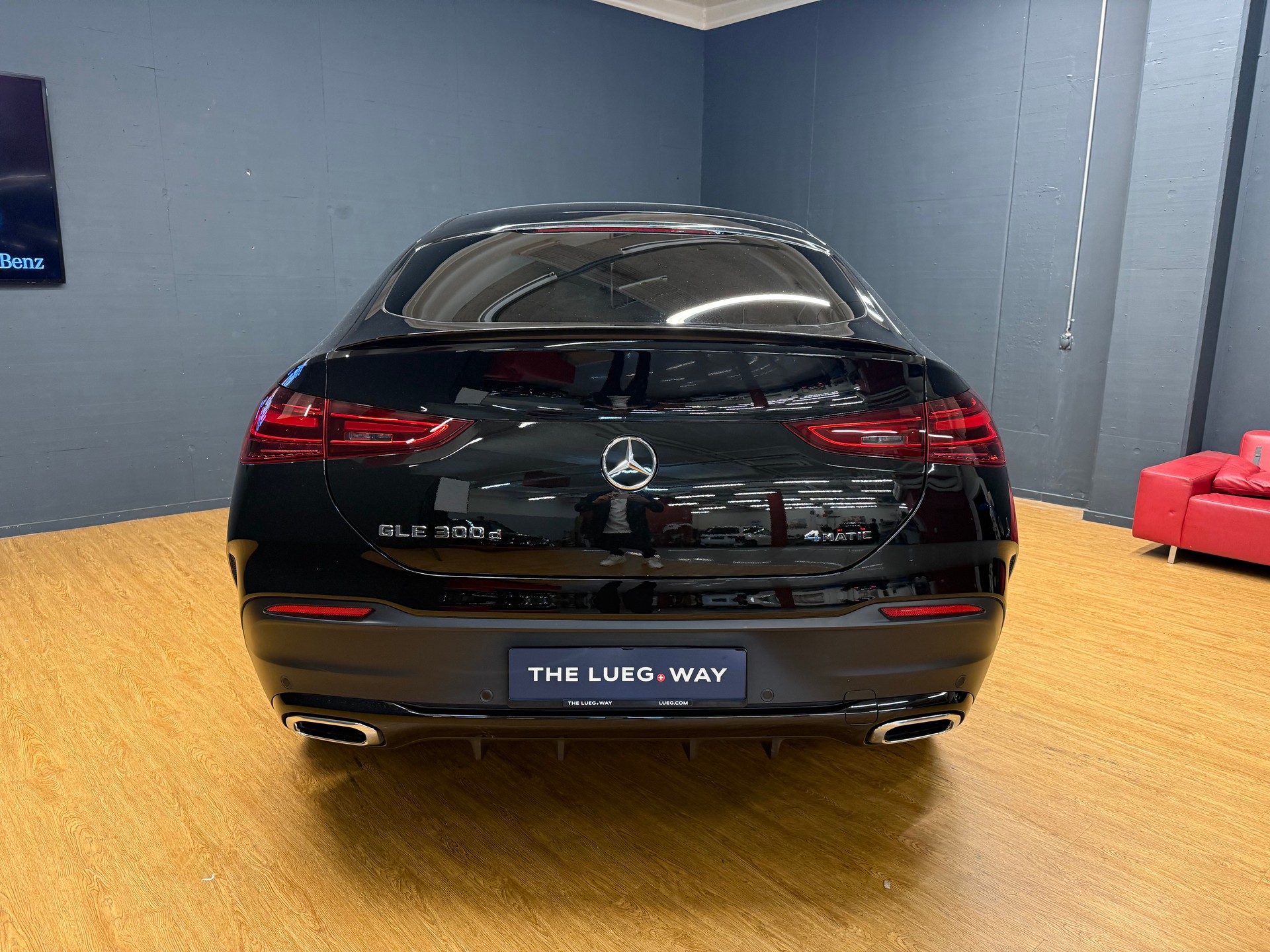 MERCEDES-BENZ GLE 300 d 4M - AMG - Coupé / 360 Grad Kamera / Spiegel-Paket / Memory-Paket-image-9