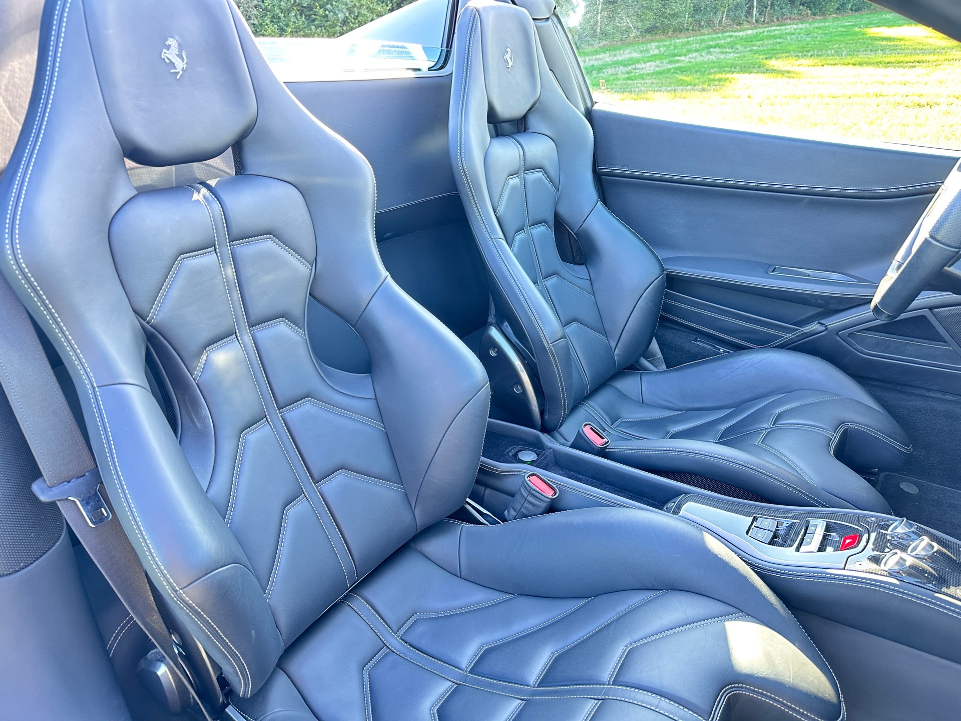 FERRARI 458 Spider Italia 4.5 V8-image-12