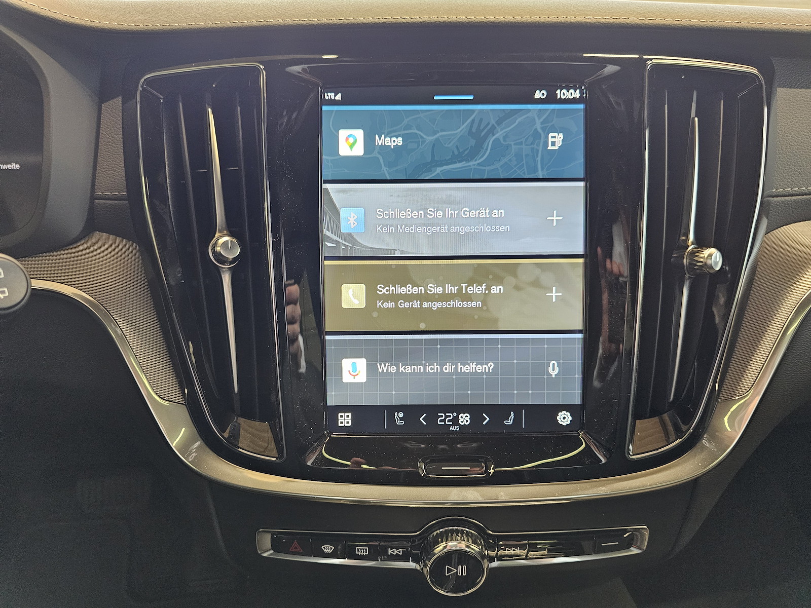 VOLVO V60 2.0 T6 TE Ultimate Dark eAWD-image-10