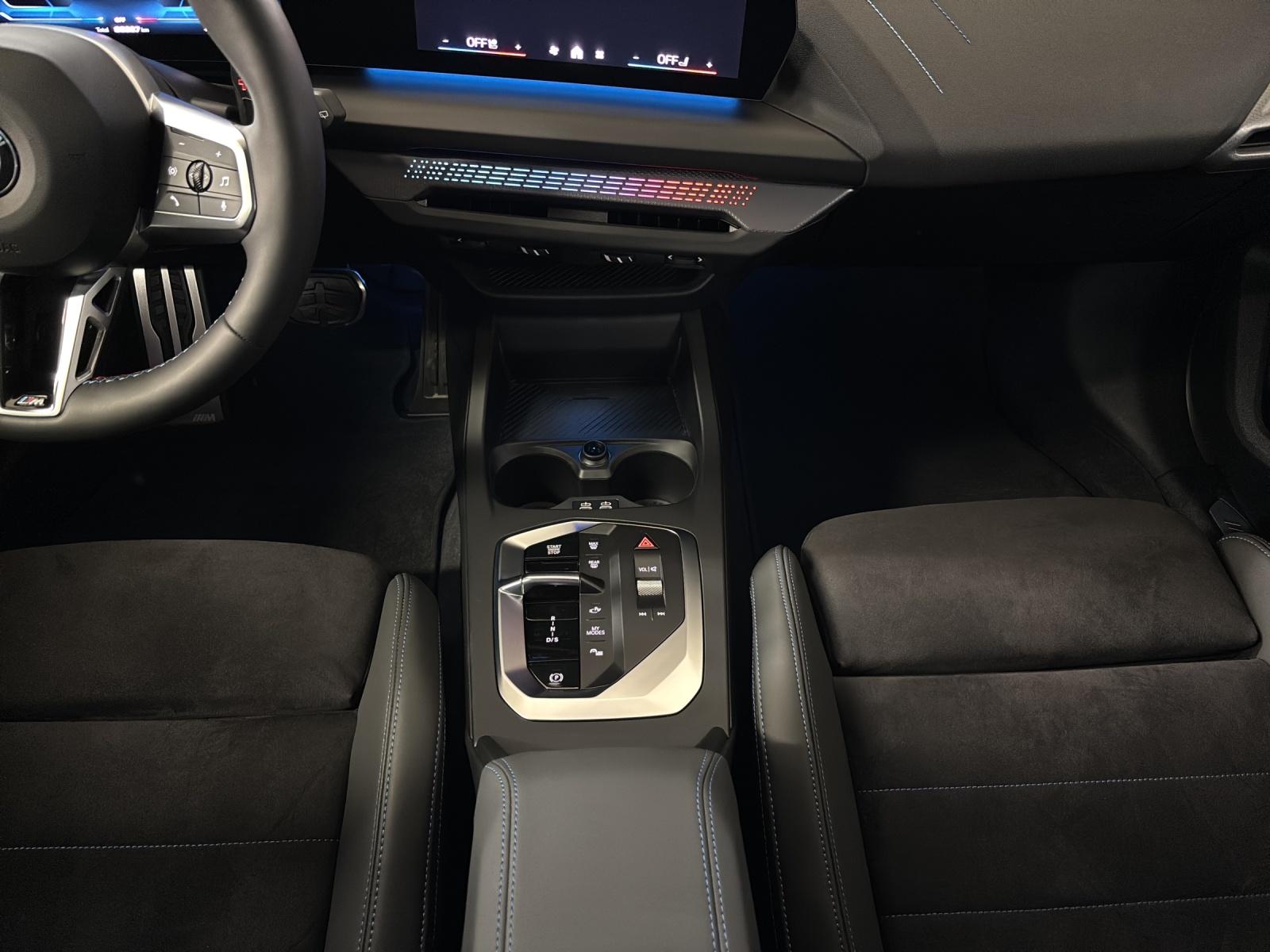 BMW M135i xDrive-image-10