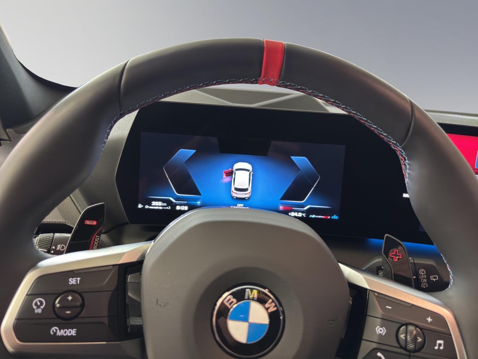 BMW M135i xDrive-image-4