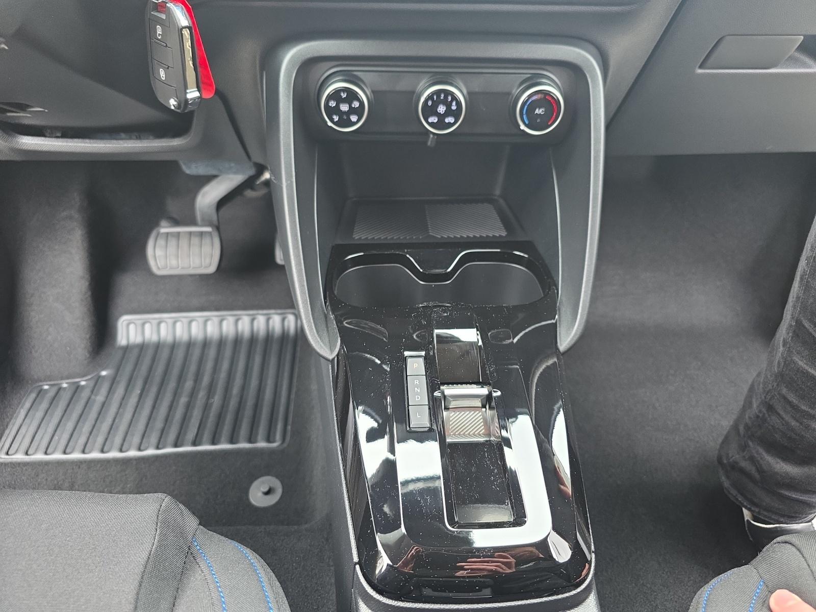 CITROEN C3 1.2 Hybrid You+-image-11