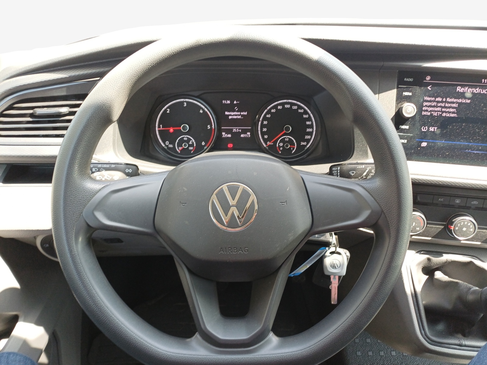 VW T6.1-image-9