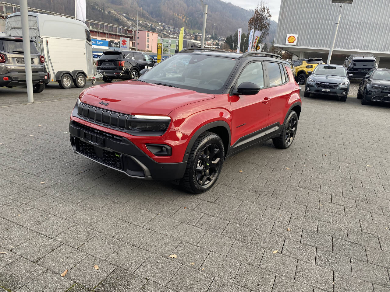 JEEP Avenger 1.2 MHEV Overland 4xe-image-3