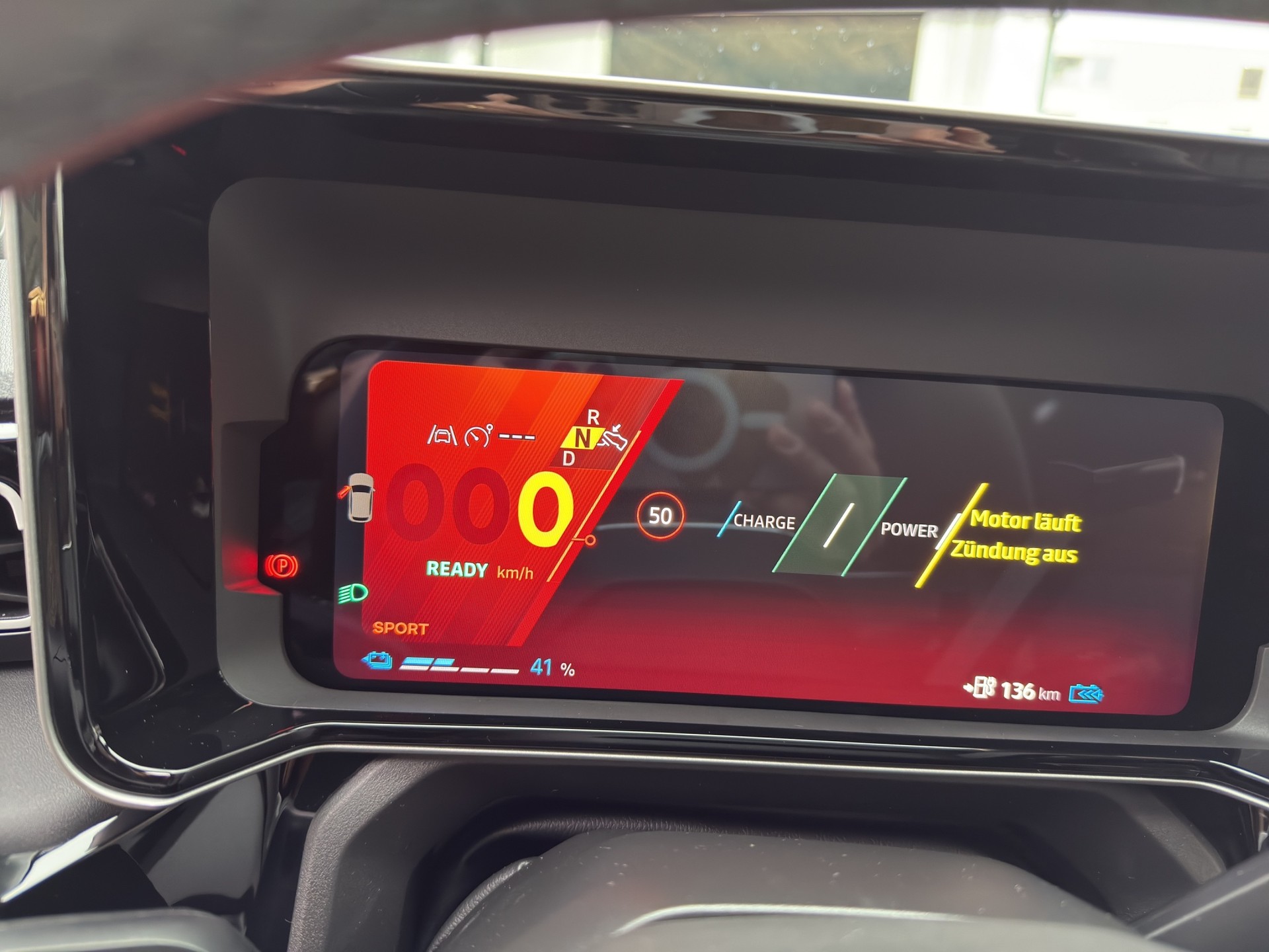 RENAULT R4 E-Tech Comfort Range 52 kWh Iconic-image-10