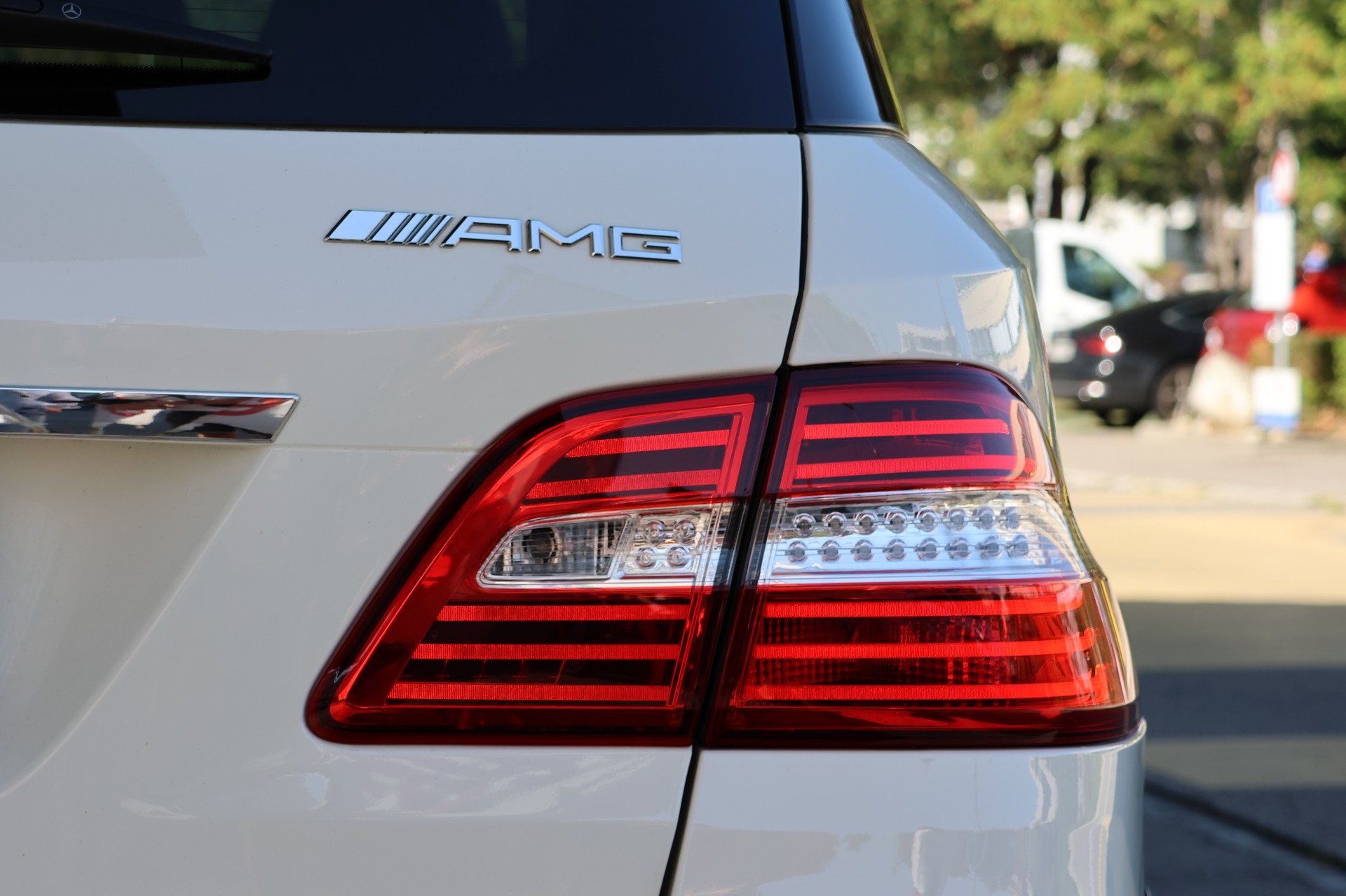 MERCEDES-BENZ ML 63 AMG Executive 4Matic Speedshift (CH)-image-7