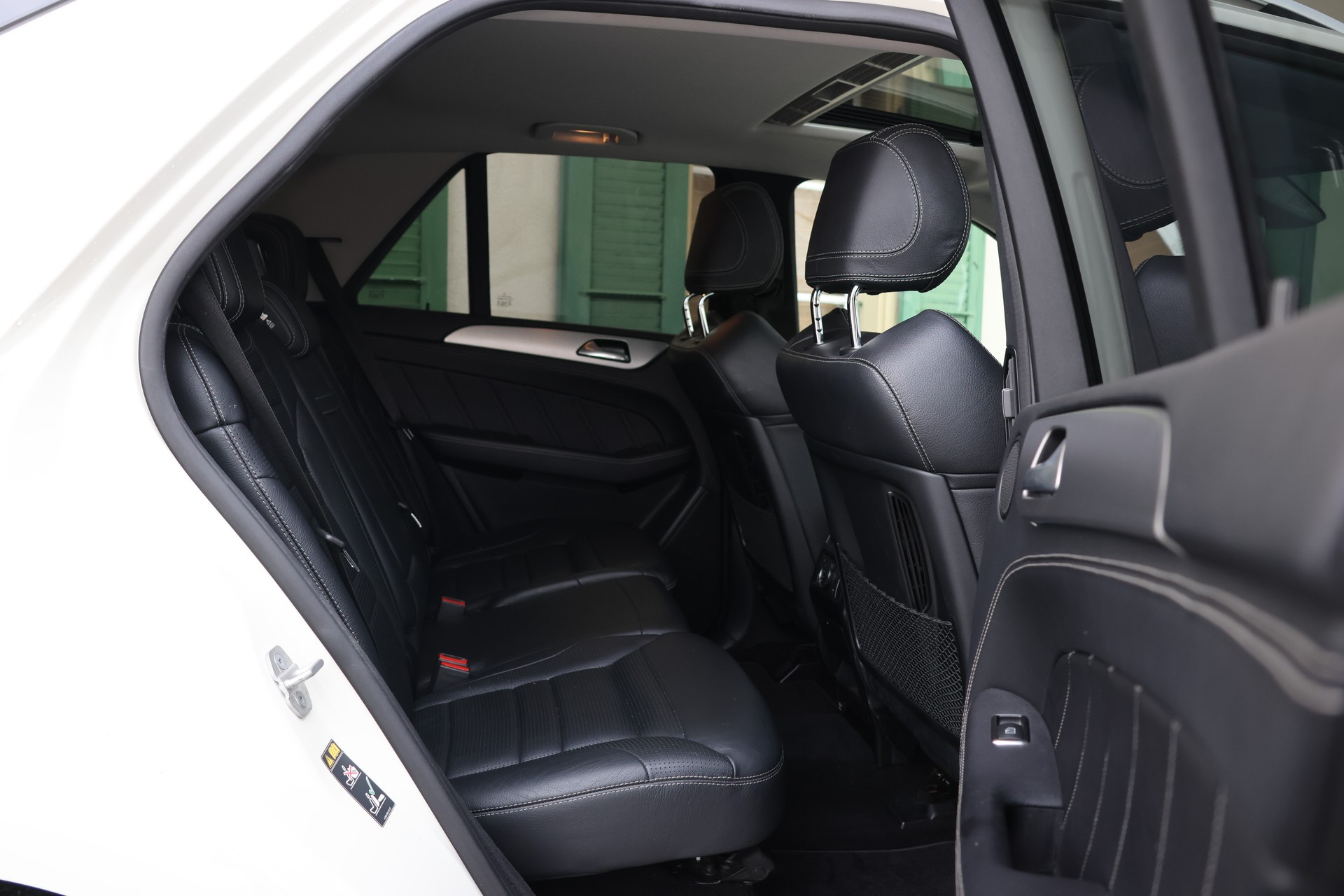 MERCEDES-BENZ ML 63 AMG Executive 4Matic Speedshift-image-11