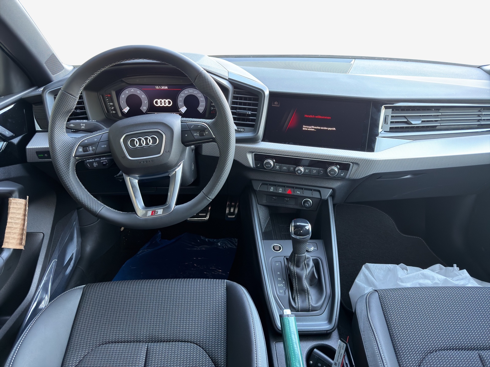 AUDI A1 Sportback 30 TFSI Attraction S-tronic-image-8