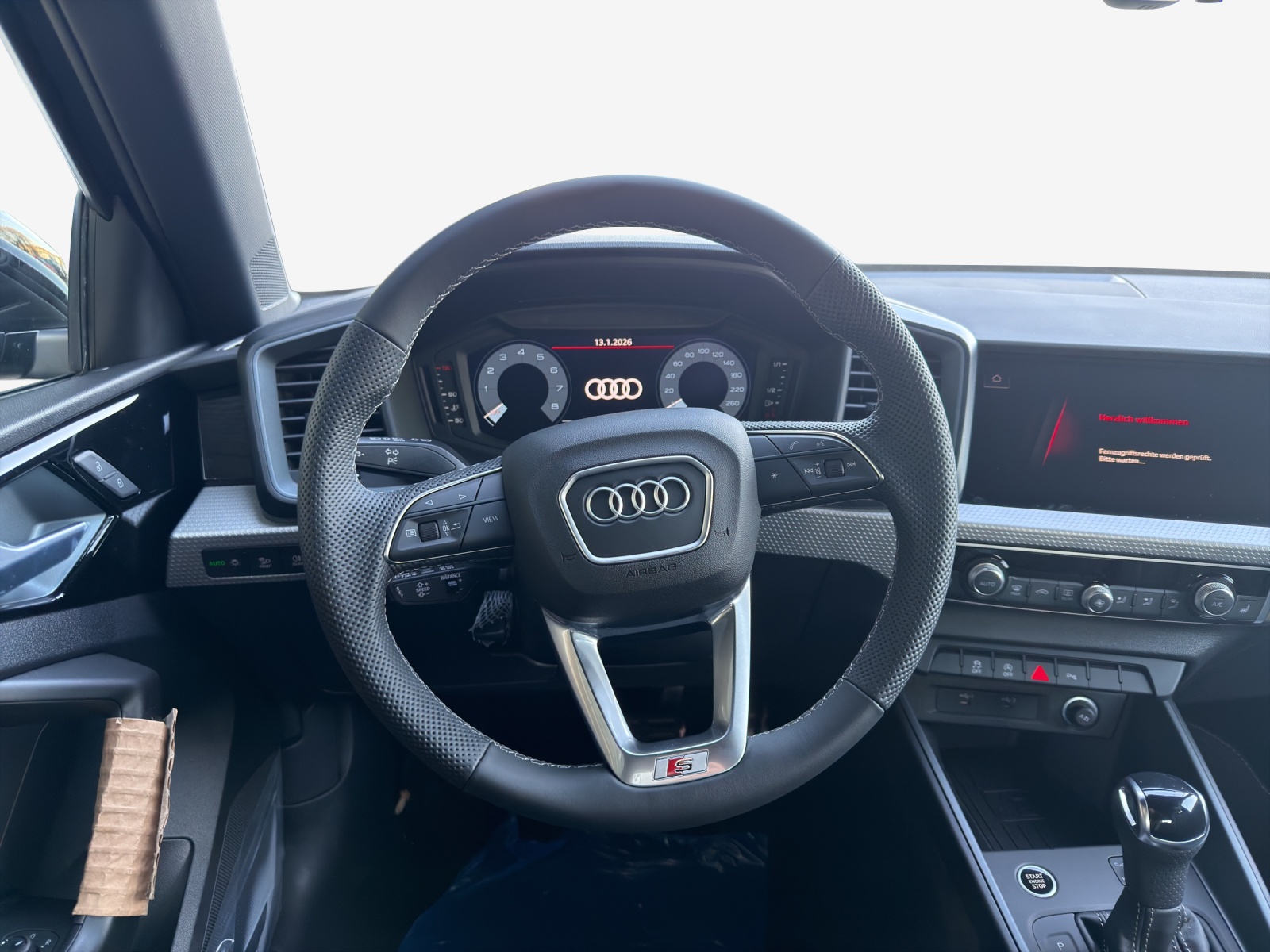 AUDI A1 Sportback 30 TFSI Attraction S-tronic-image-9