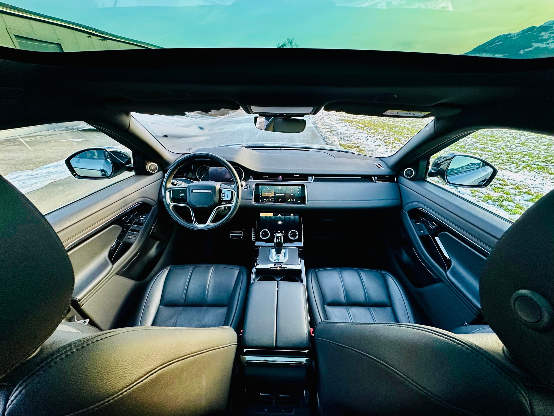 LAND ROVER Range Rover Evoque R-Dynamic P 200 HSE AT9-image-8