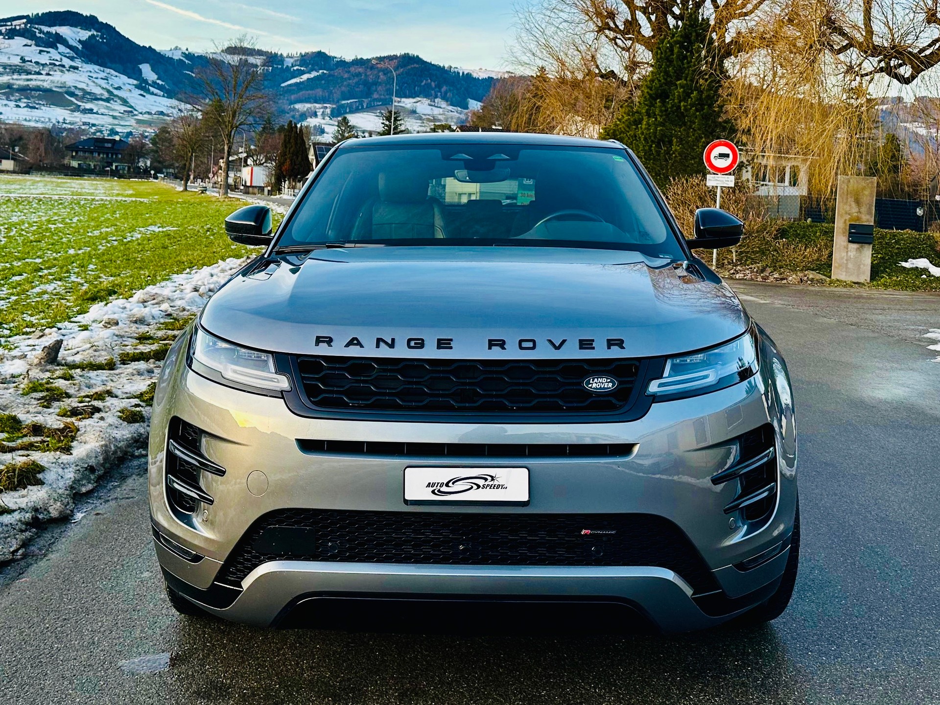 LAND ROVER Range Rover Evoque R-Dynamic P 200 HSE AT9-showroom-element-3