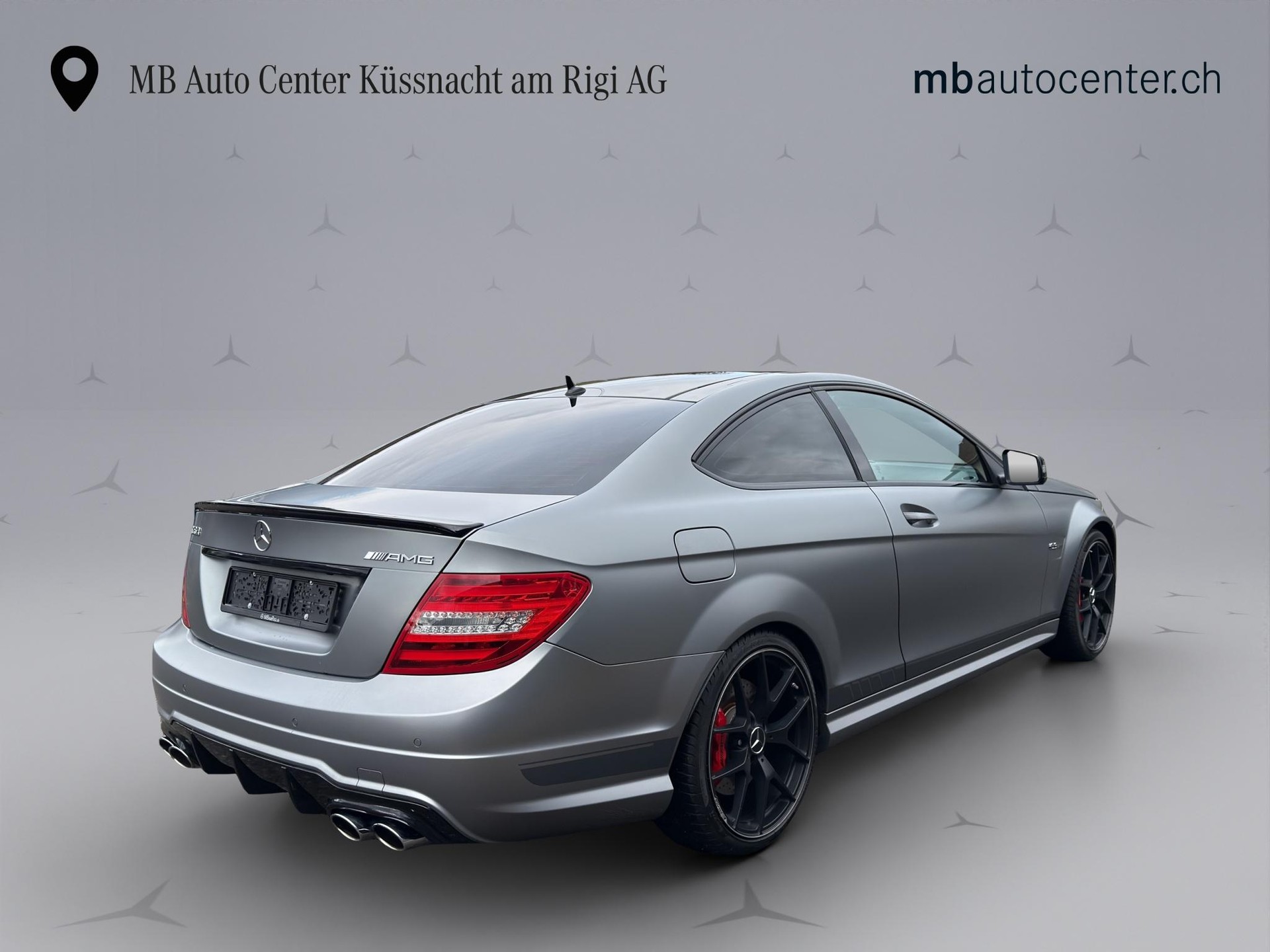 MERCEDES-BENZ C 63 V8 AMG Coupé 507 AMG Edition-image-6