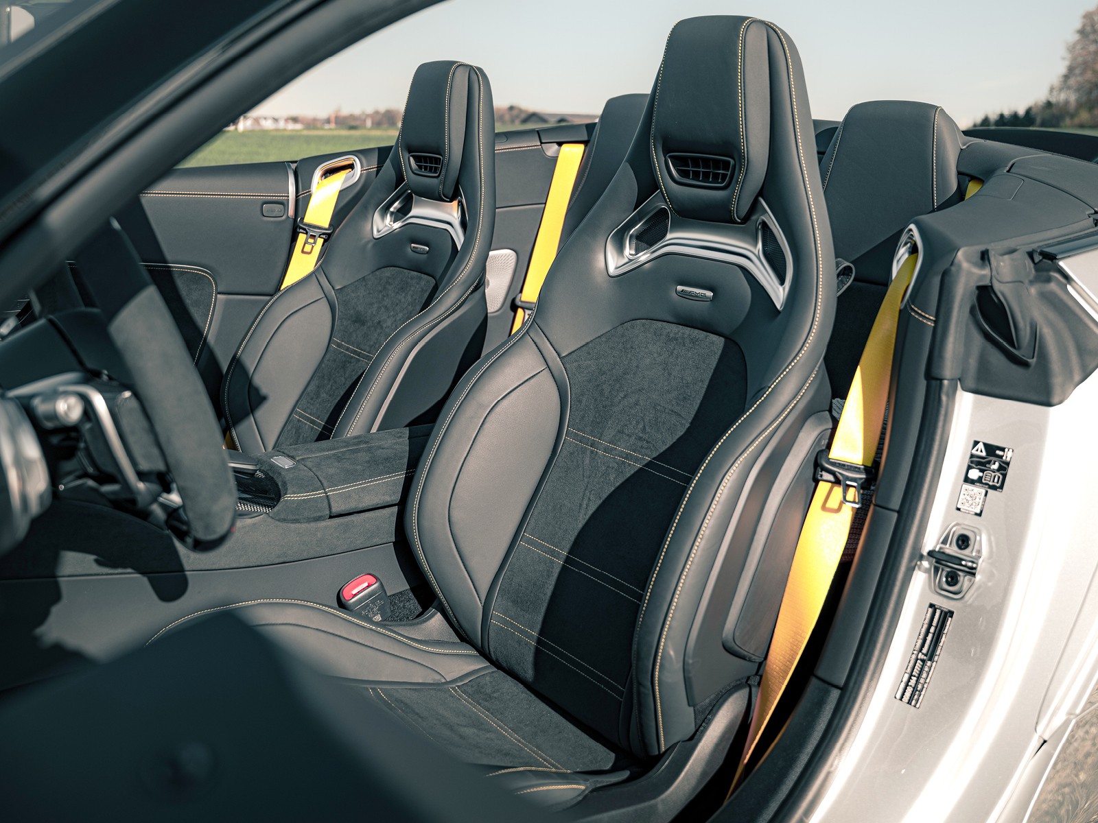 MERCEDES-BENZ SL 63 AMG+ Executive Edition-image-10