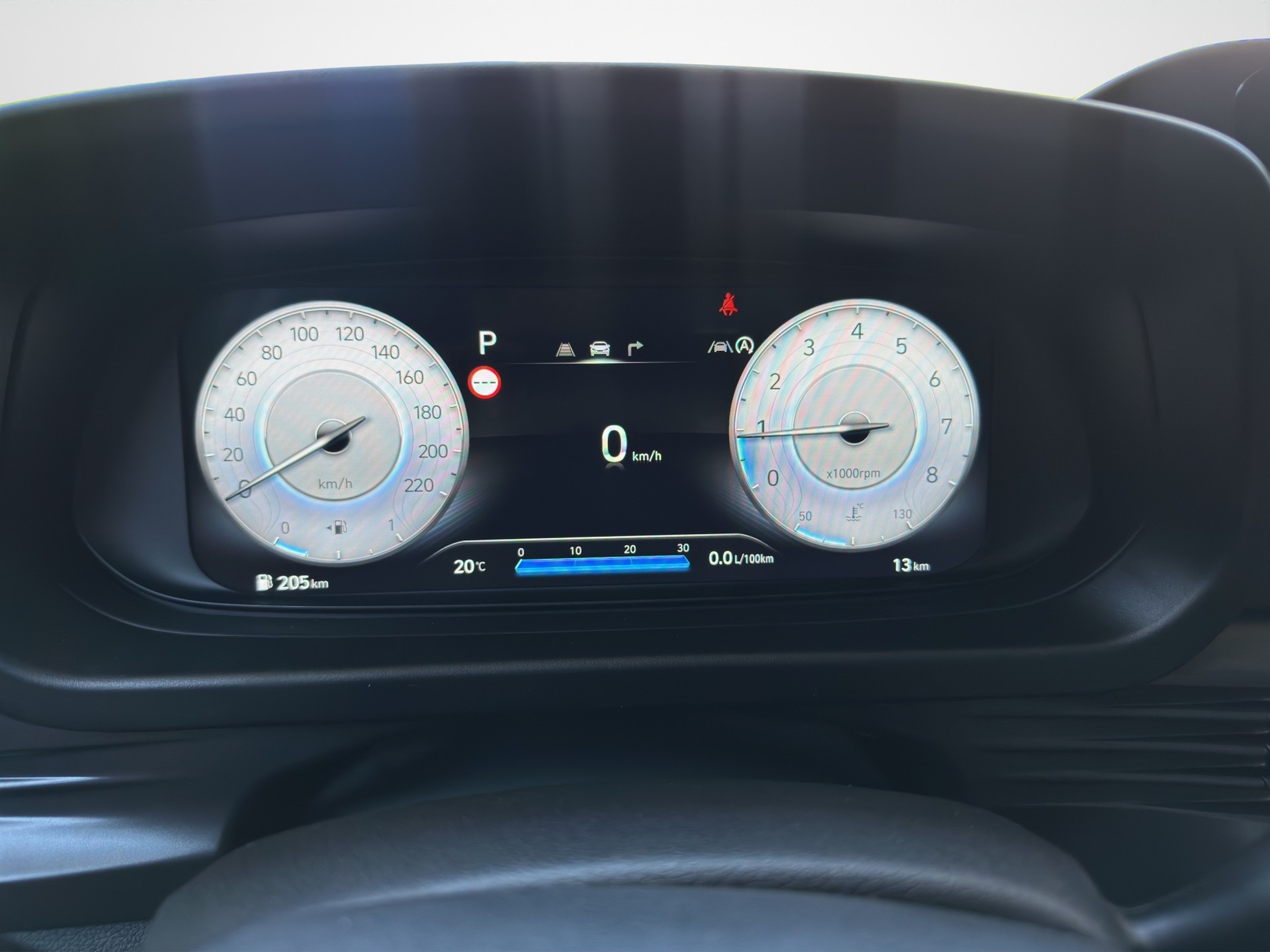 HYUNDAI i20 1.0 T-GDi Amplia DCT-image-10