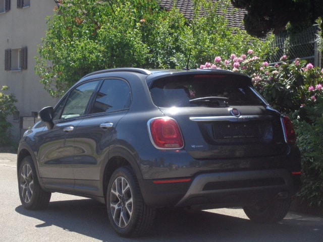 FIAT 500X 2.0 MJ Cross 4x4-image-1