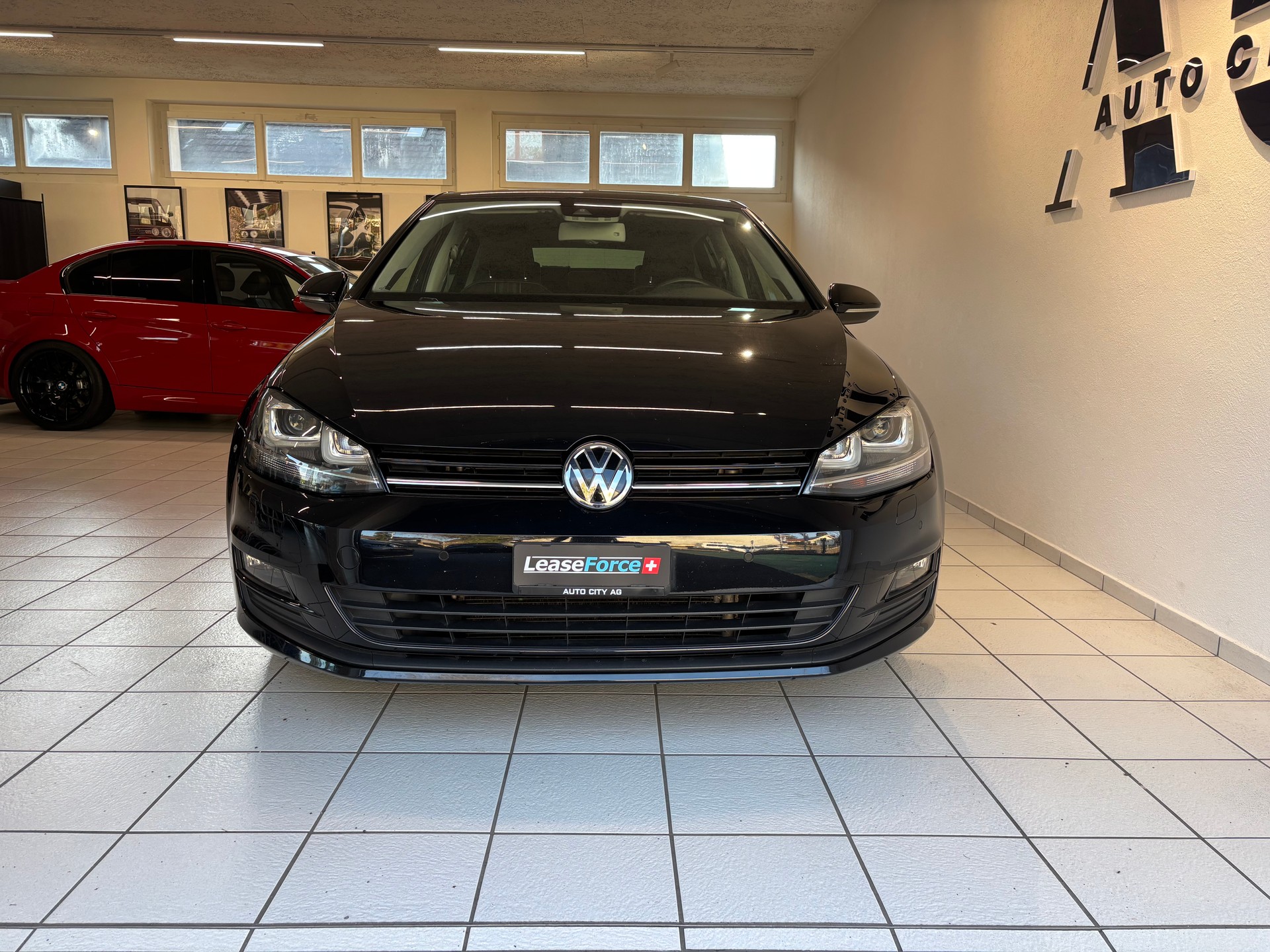 VW Golf 1.4 TSI Lounge DSG-image-4