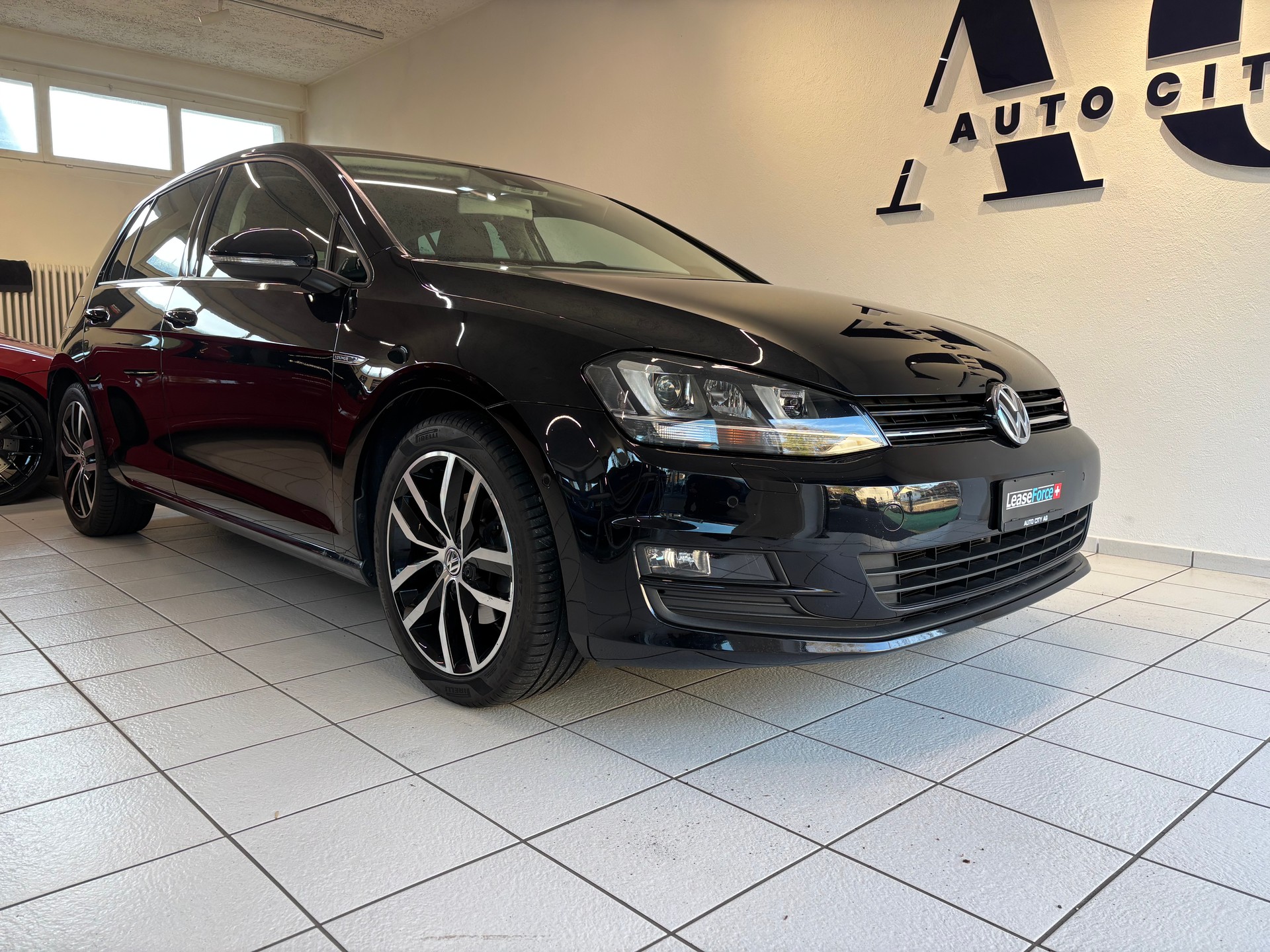 VW Golf 1.4 TSI Lounge DSG-image-0
