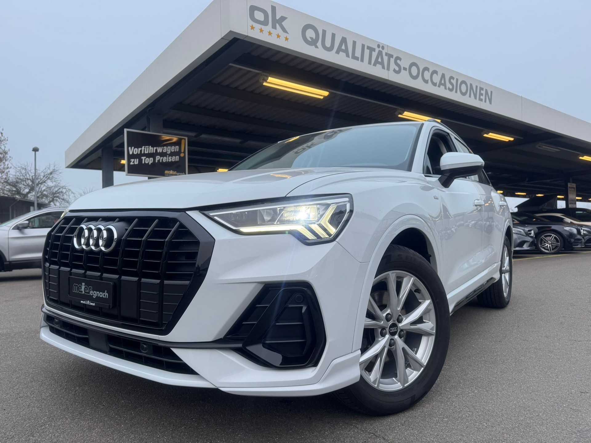 AUDI Q3 35 TFSI S line Attraction S-tronic-image-0