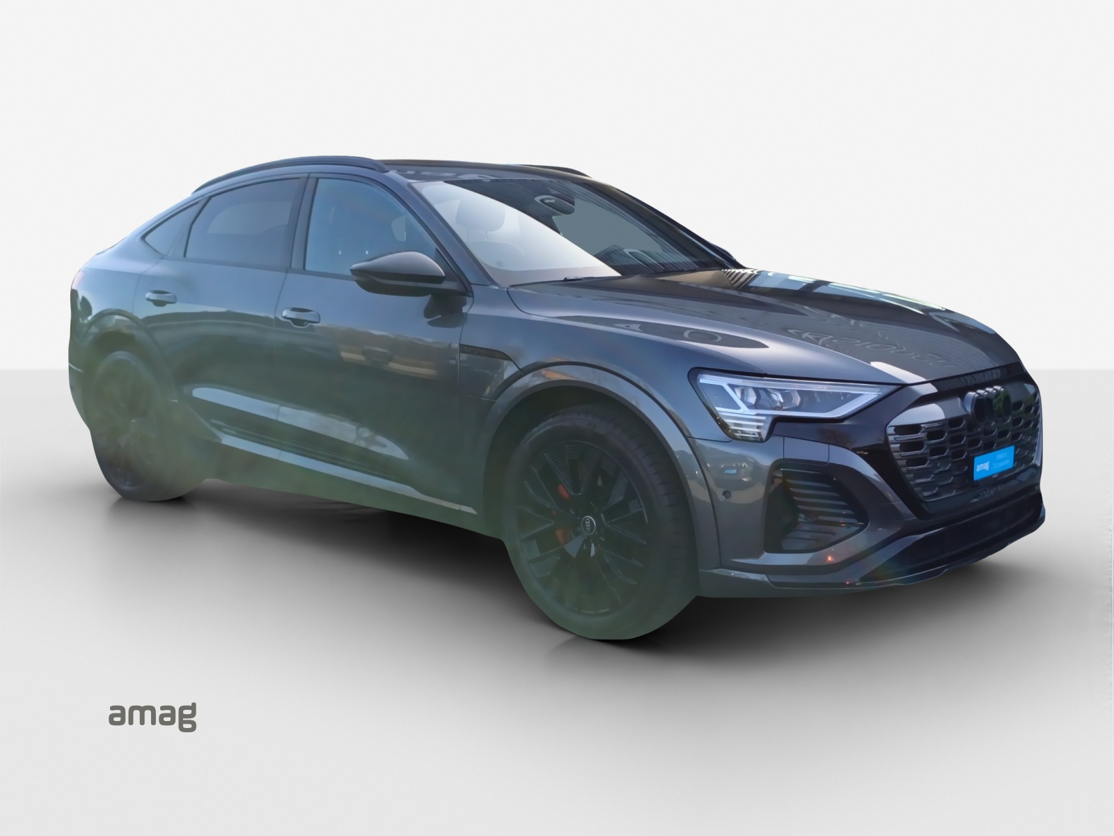 AUDI Q8 Sportback 55 e-tron Black Edition quattro-image-6