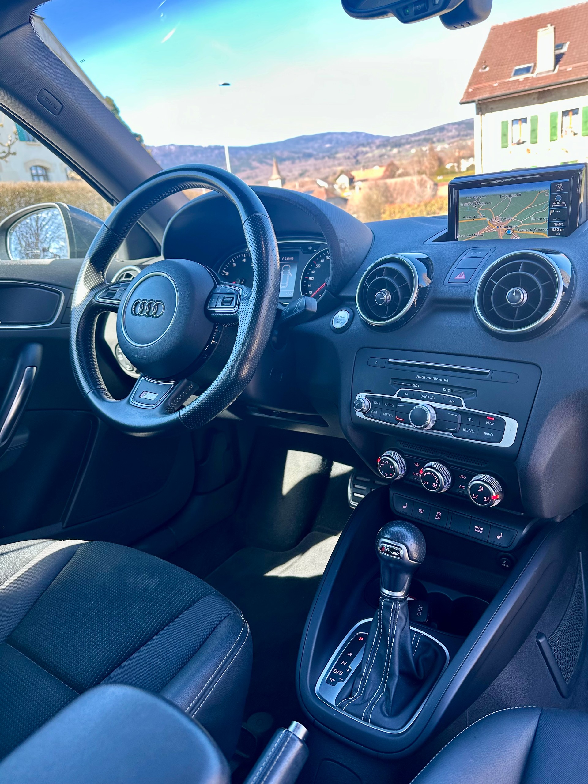 AUDI A1 Sportback 1.4 TFSI S-LINE Sport S-tronic-image-10