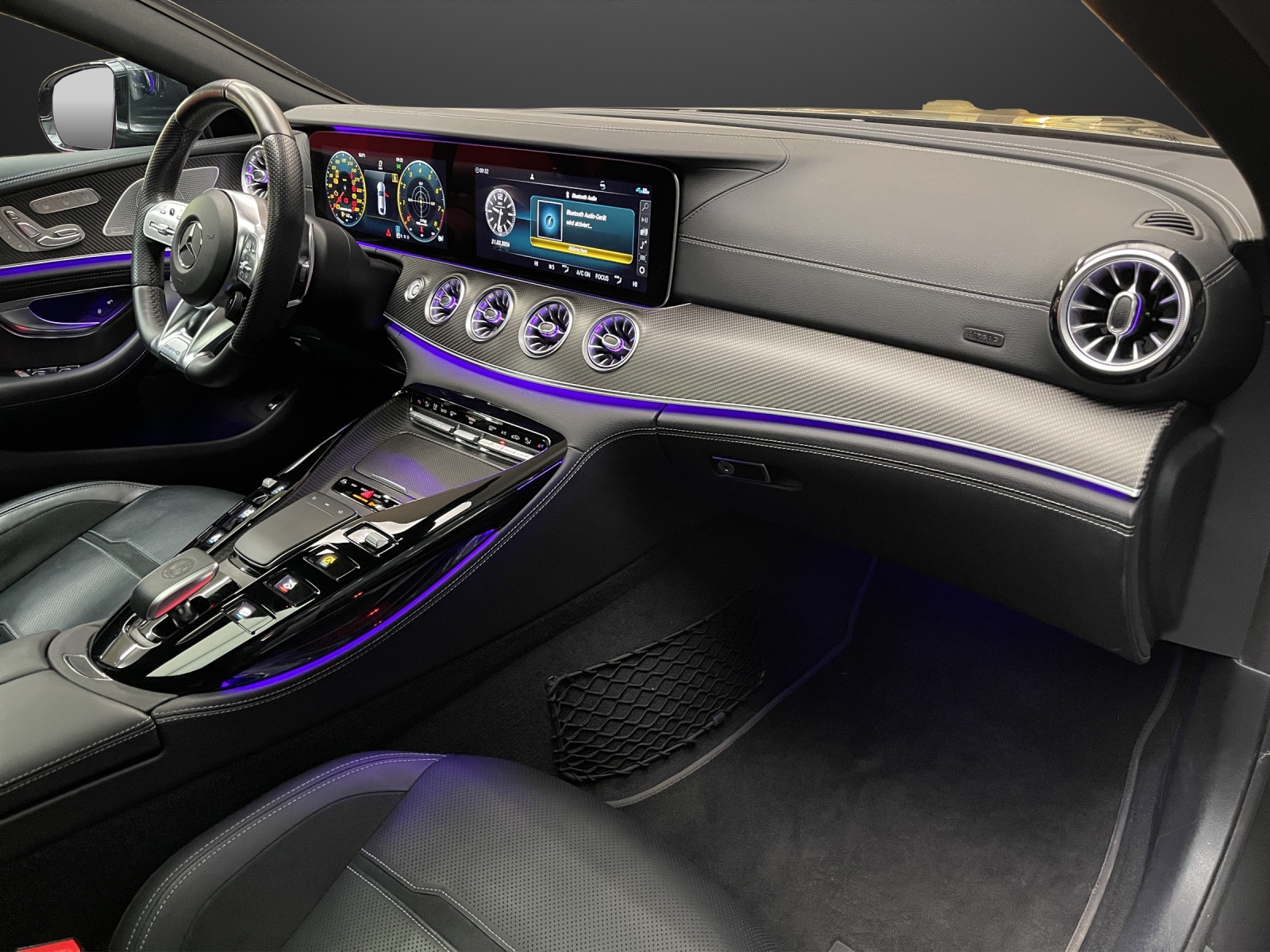 MERCEDES-BENZ AMG GT 4 63 S 4Matic+-image-7