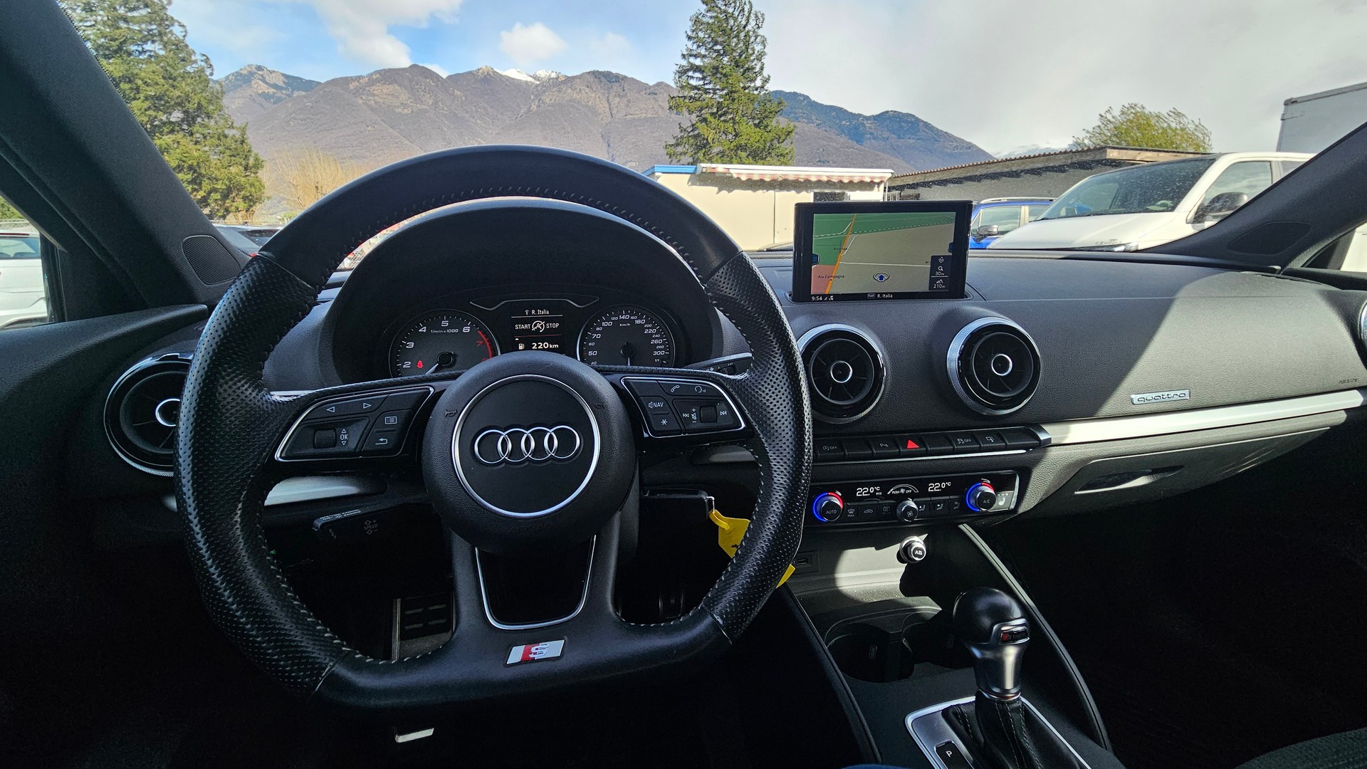 AUDI S3 Sportback 2.0 TFSI quattro S-tronic-image-5