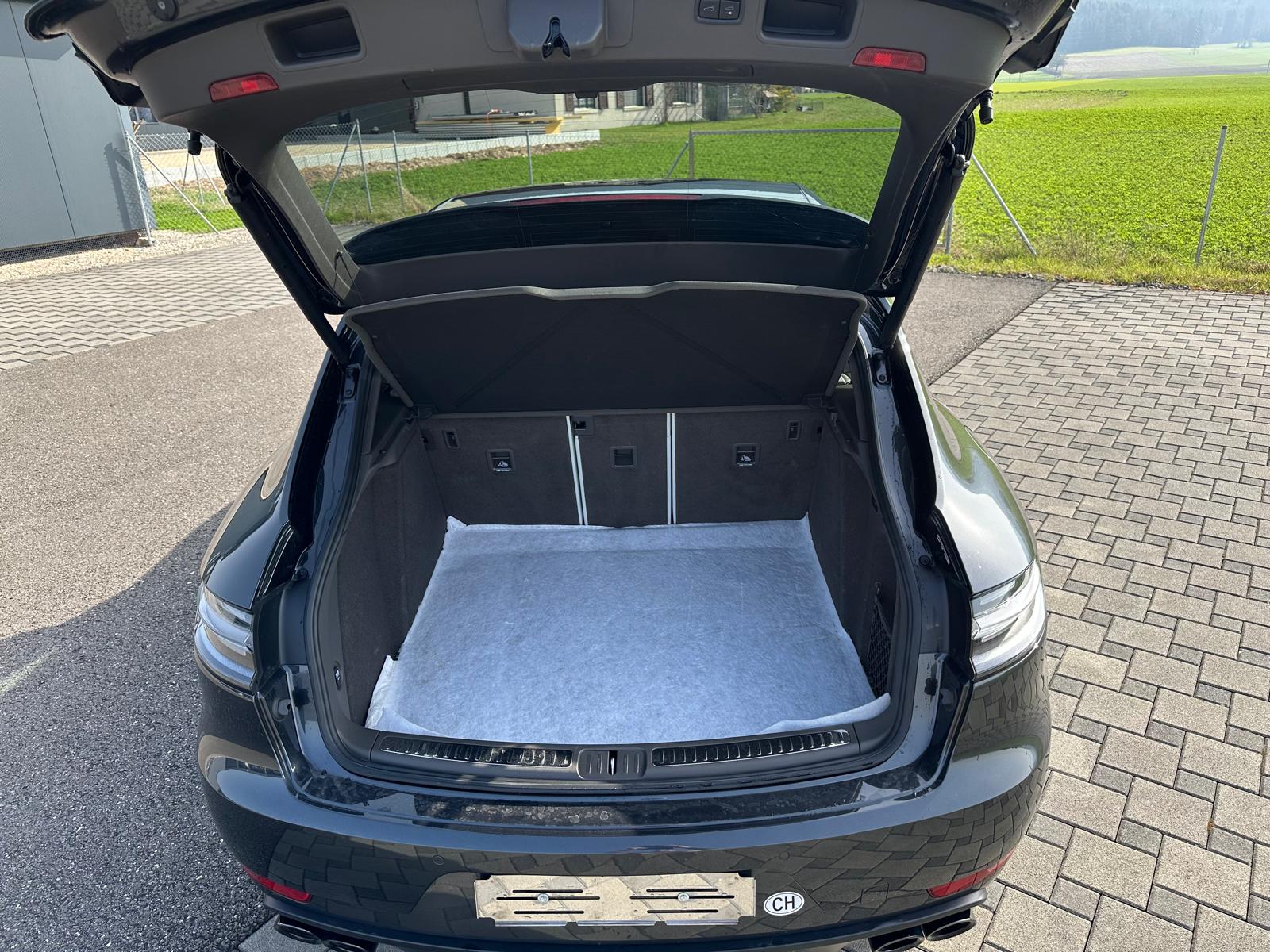 PORSCHE Macan GTS PDK-image-9