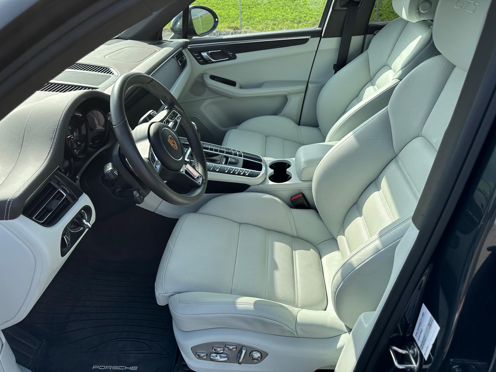 PORSCHE Macan GTS PDK-image-13