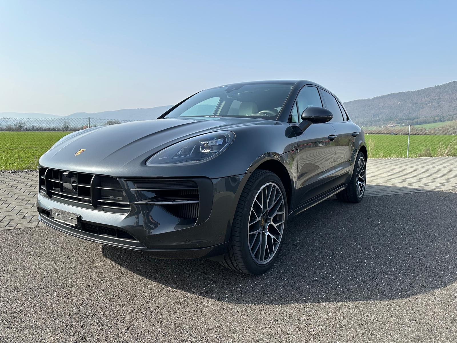 PORSCHE Macan GTS PDK-image-1