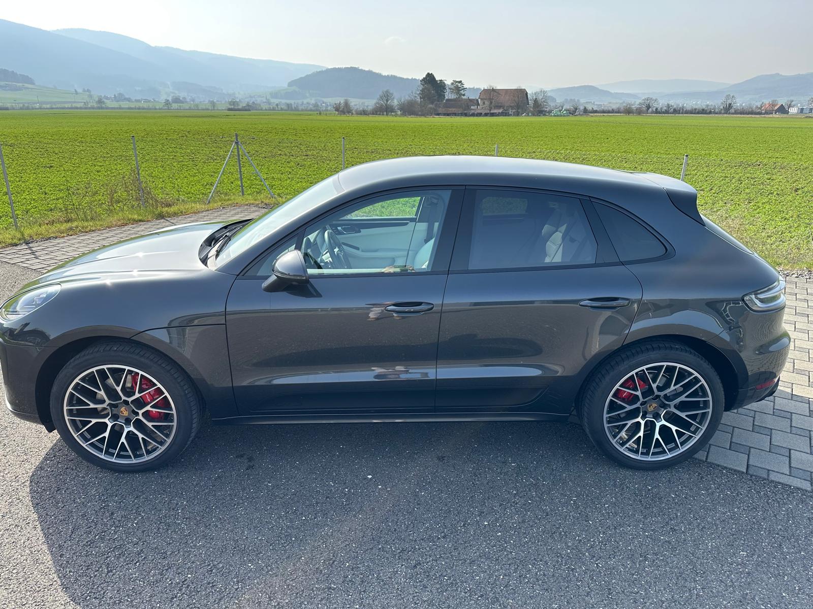 PORSCHE Macan GTS PDK-image-2