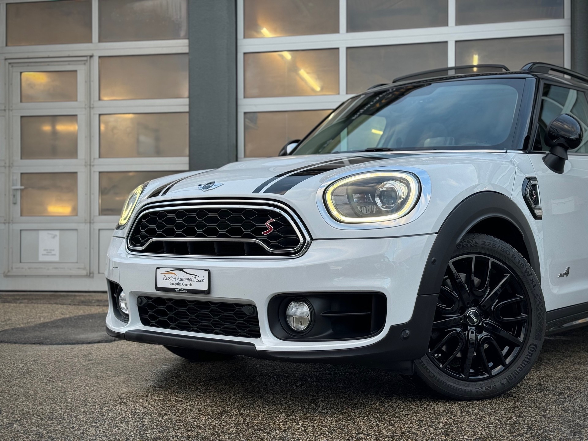 MINI Countryman Cooper S ALL4 Steptronic - Véhicule Suisse (CH)-image-2