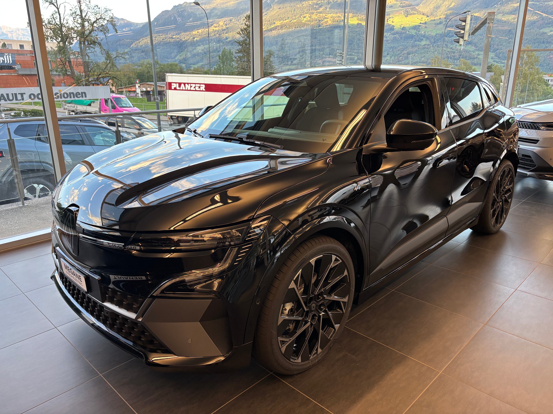 RENAULT Mégane E-TECH EV60 Esprit Alpine-image-0