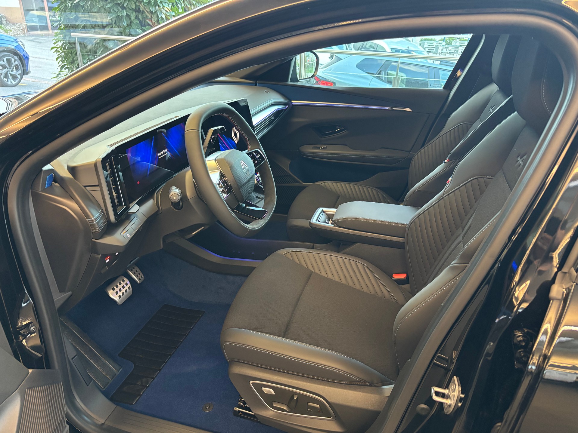 RENAULT Mégane E-TECH EV60 Esprit Alpine-image-5