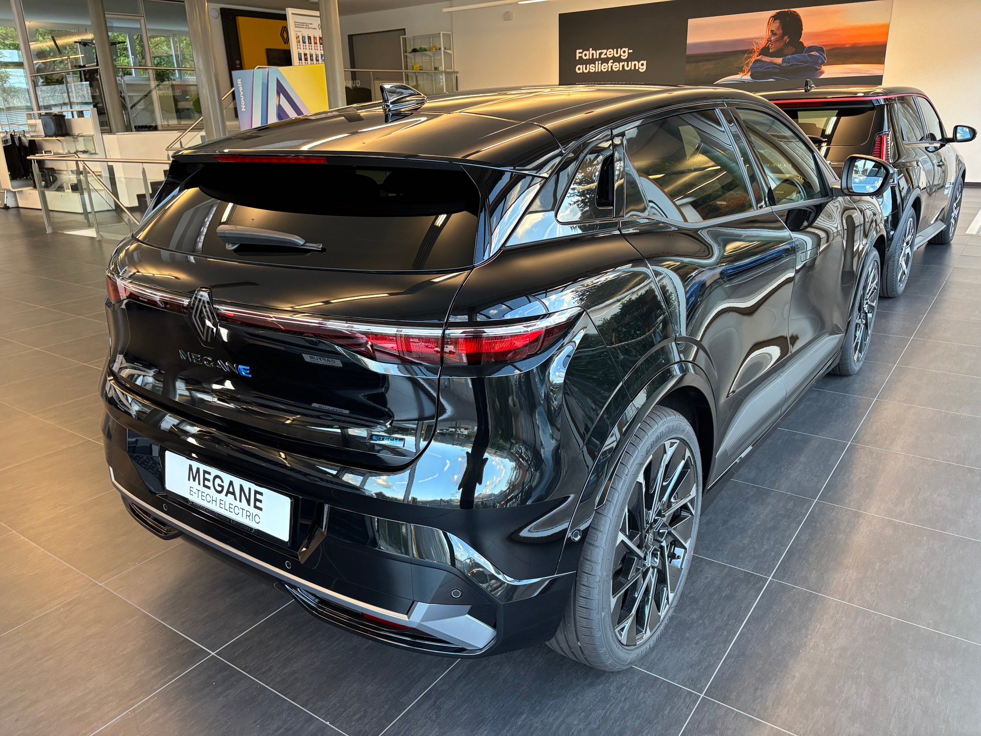 RENAULT Mégane E-TECH EV60 Esprit Alpine-image-3