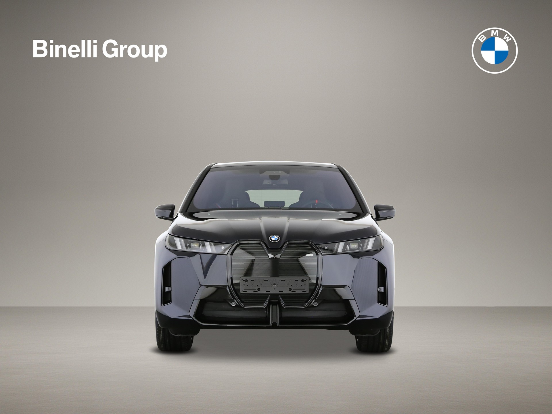 BMW iX M70-image-4