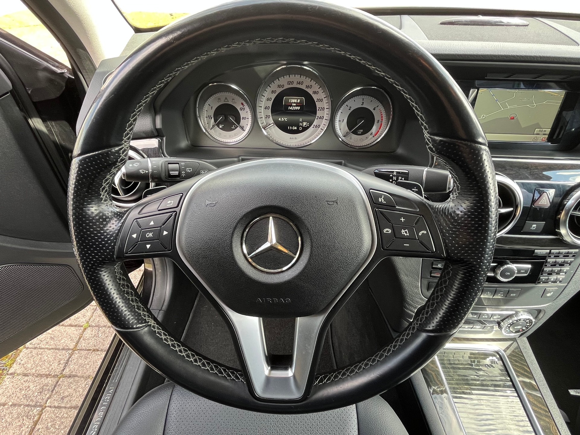 MERCEDES-BENZ GLK 250 BlueTEC 4Matic 7G-Tronic-image-5