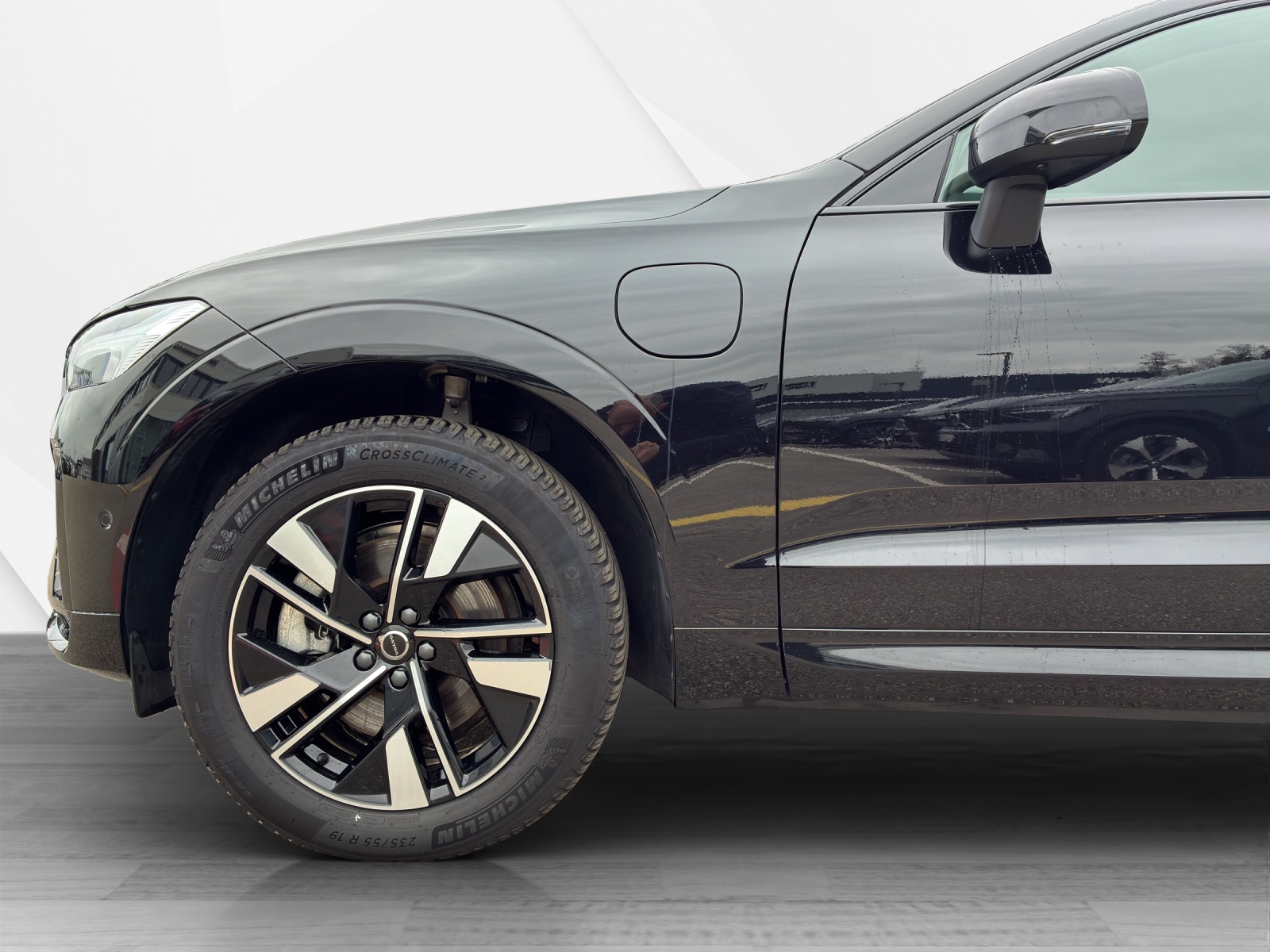 VOLVO XC60 2.0 T6 TE Plus Dark eAWD-image-8