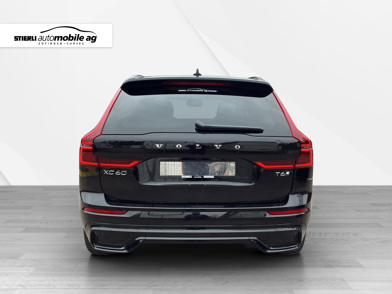 VOLVO XC60 2.0 T6 TE Plus Dark eAWD-image-4