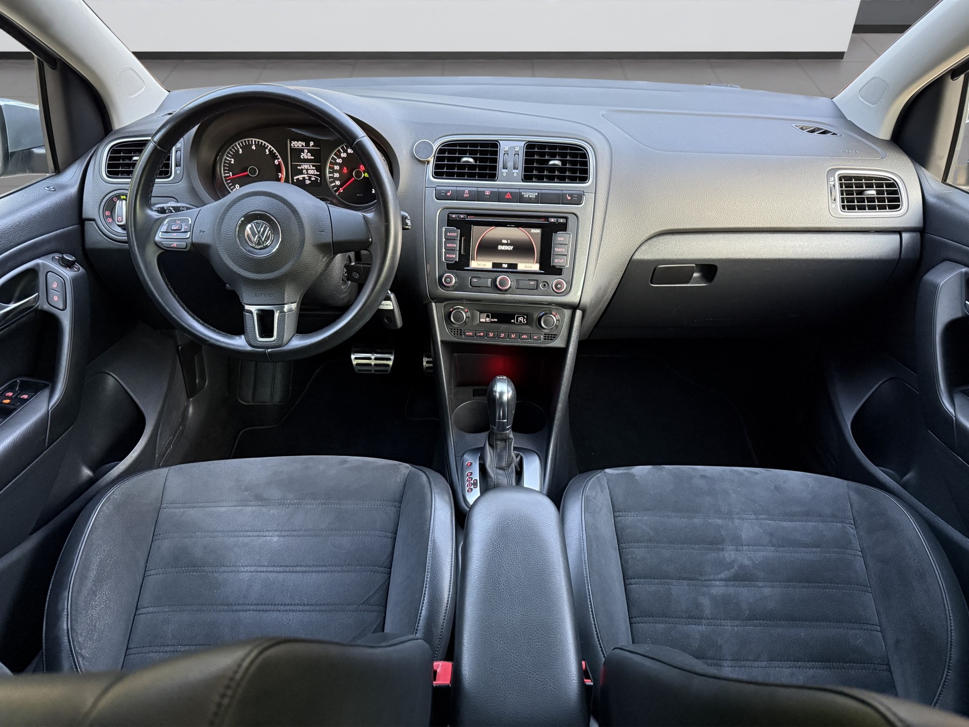 VW CrossPolo 1.2 TSI DSG-image-12