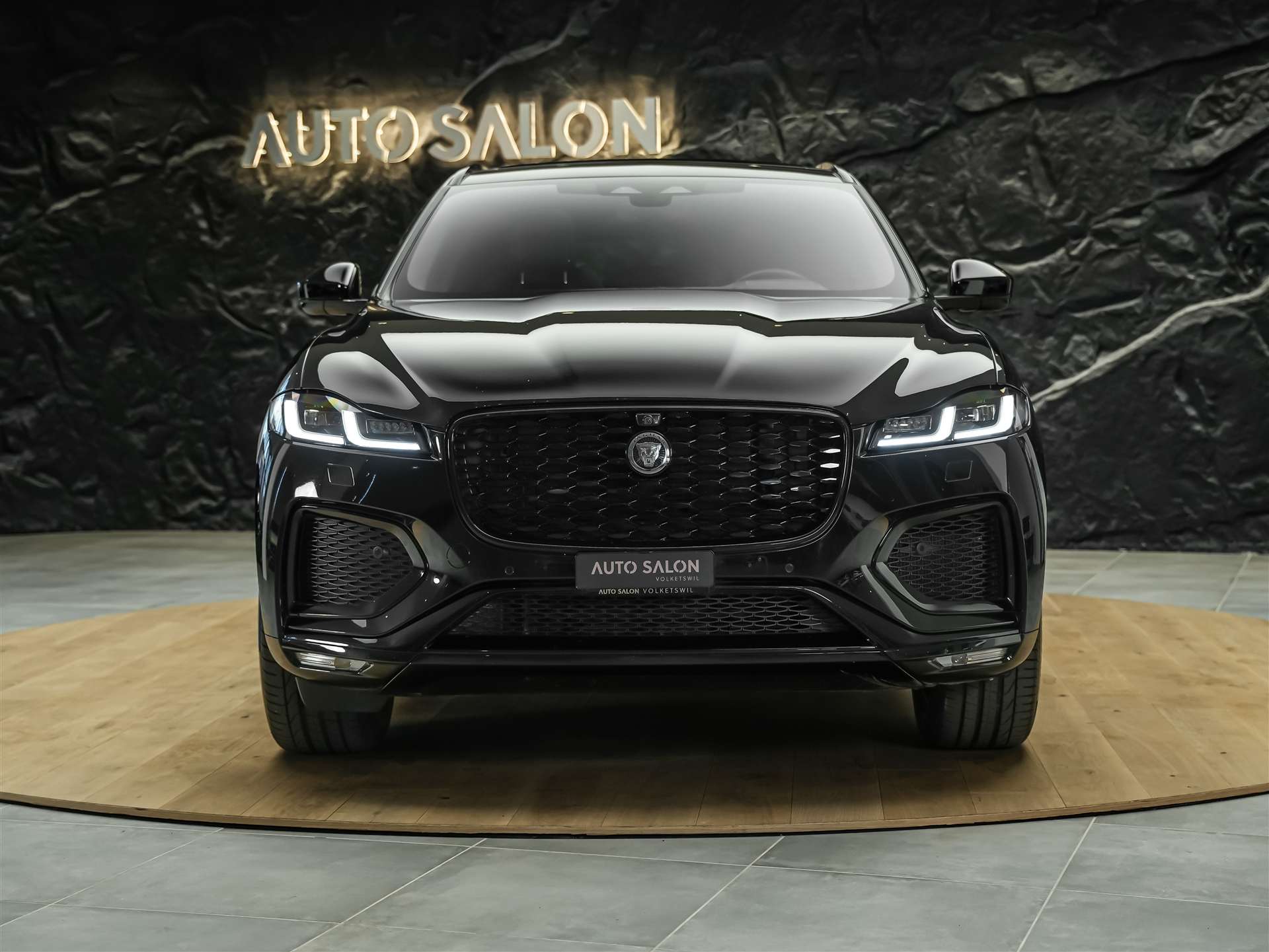 JAGUAR F-Pace 3.0 D I6 R-Dynamic SE AWD *Facelift*Panorama*Head-Up*-image-6