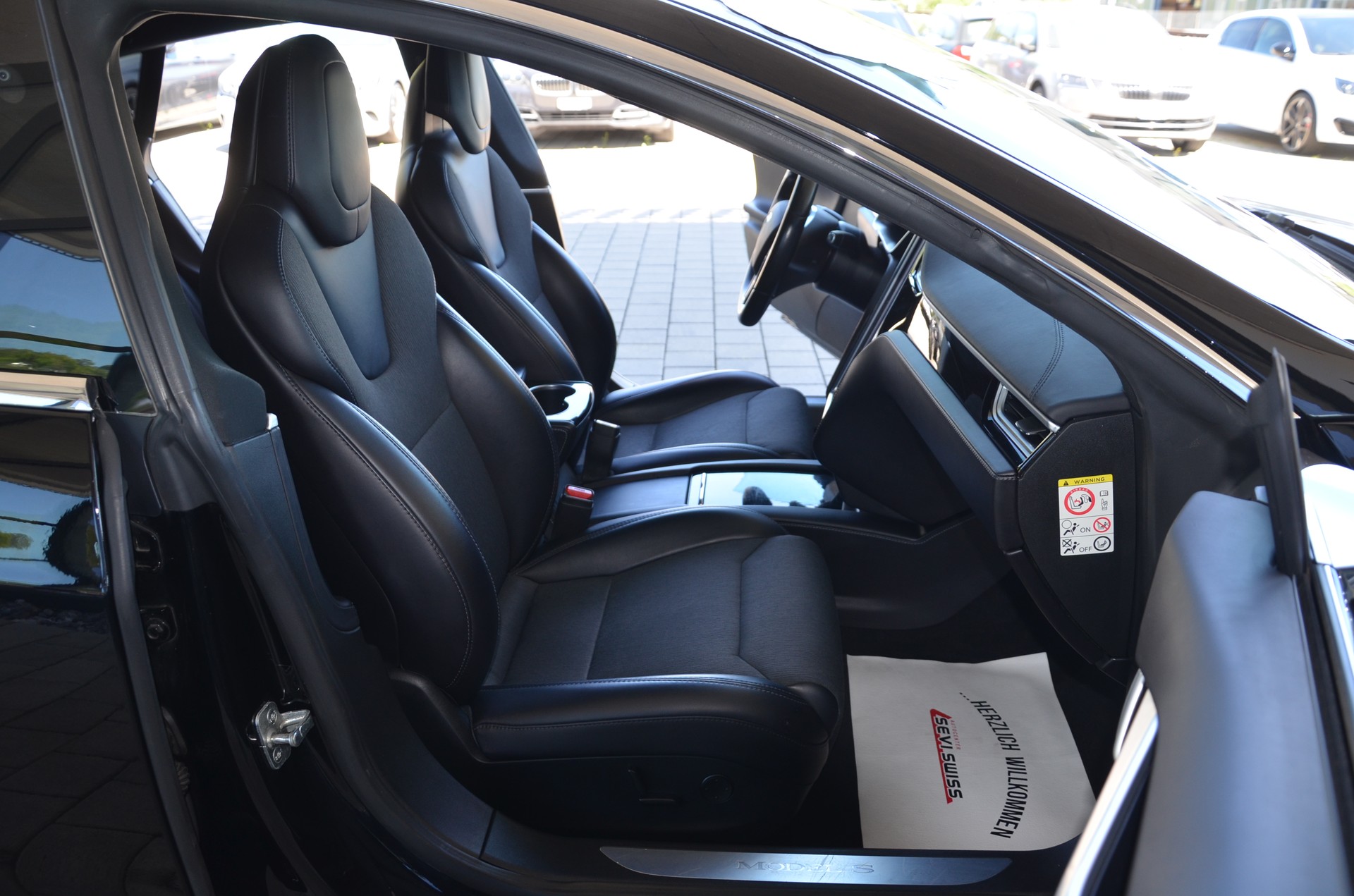 TESLA Model S 75*Frisch ab MFK,1 Jahr oder 20000km Garantie auf Motor und Getriebe*-image-13