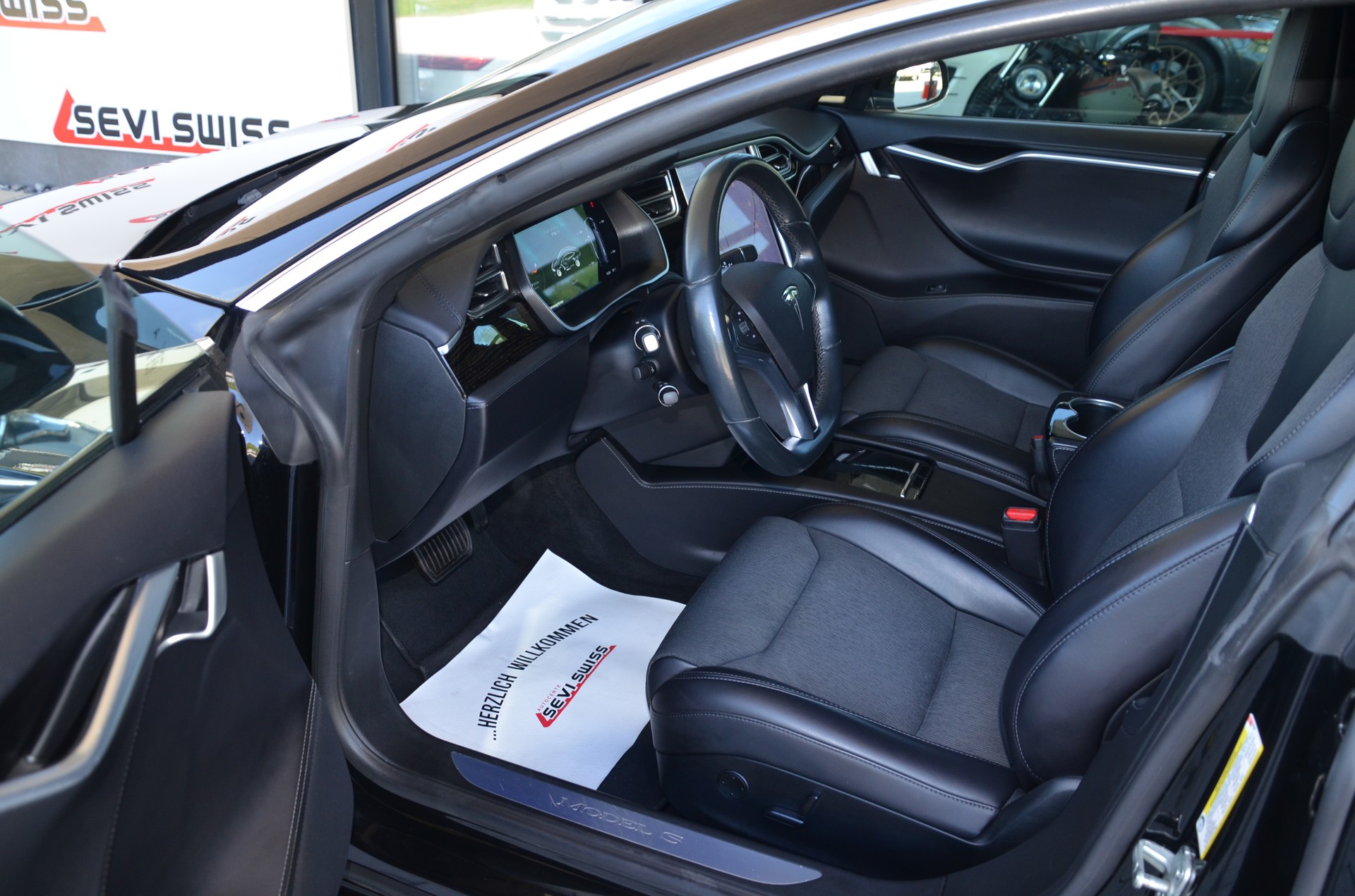 TESLA Model S 75*Frisch ab MFK,1 Jahr oder 20000km Garantie auf Motor und Getriebe*-image-9