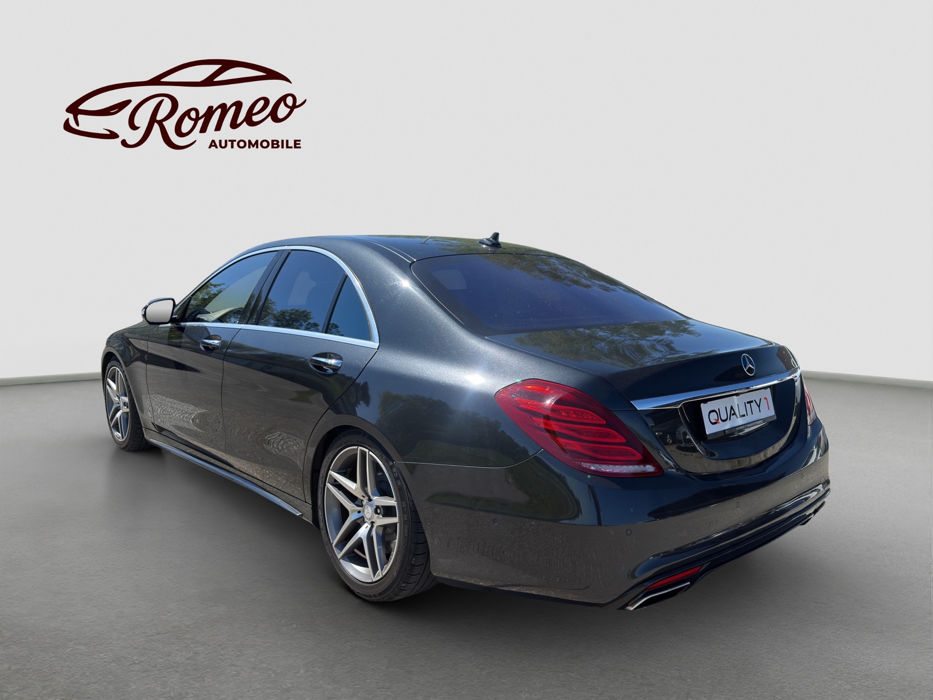 MERCEDES-BENZ S 500 7G-Tronic ** AMG Line ** CH Fahrzeug **-image-2