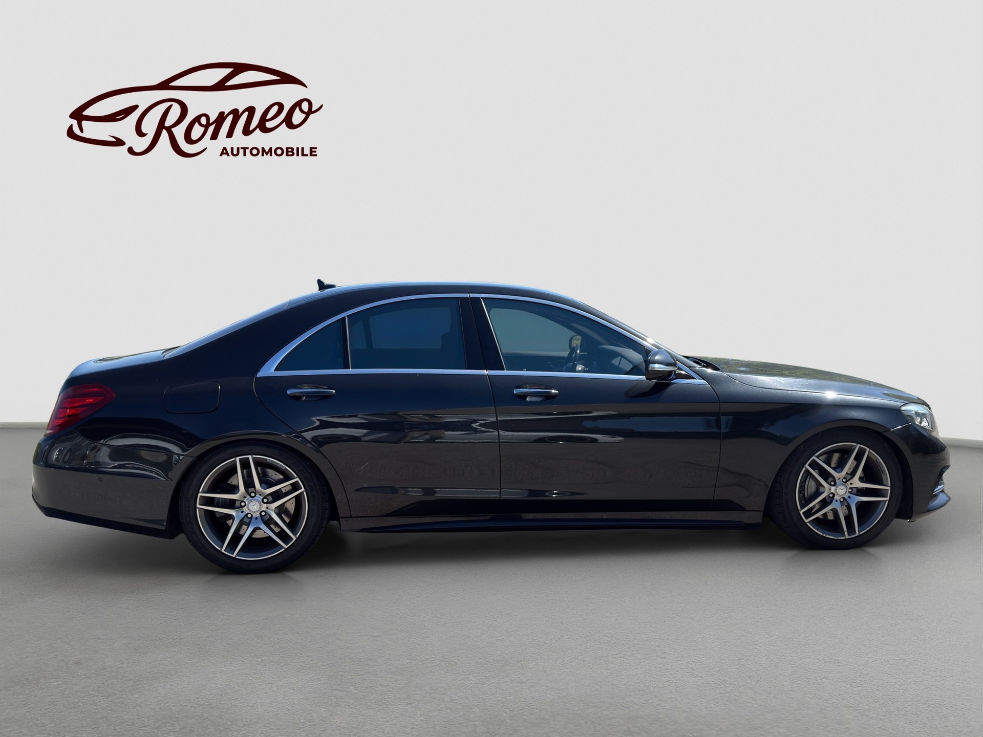 MERCEDES-BENZ S 500 7G-Tronic ** AMG Line ** CH Fahrzeug **-image-4