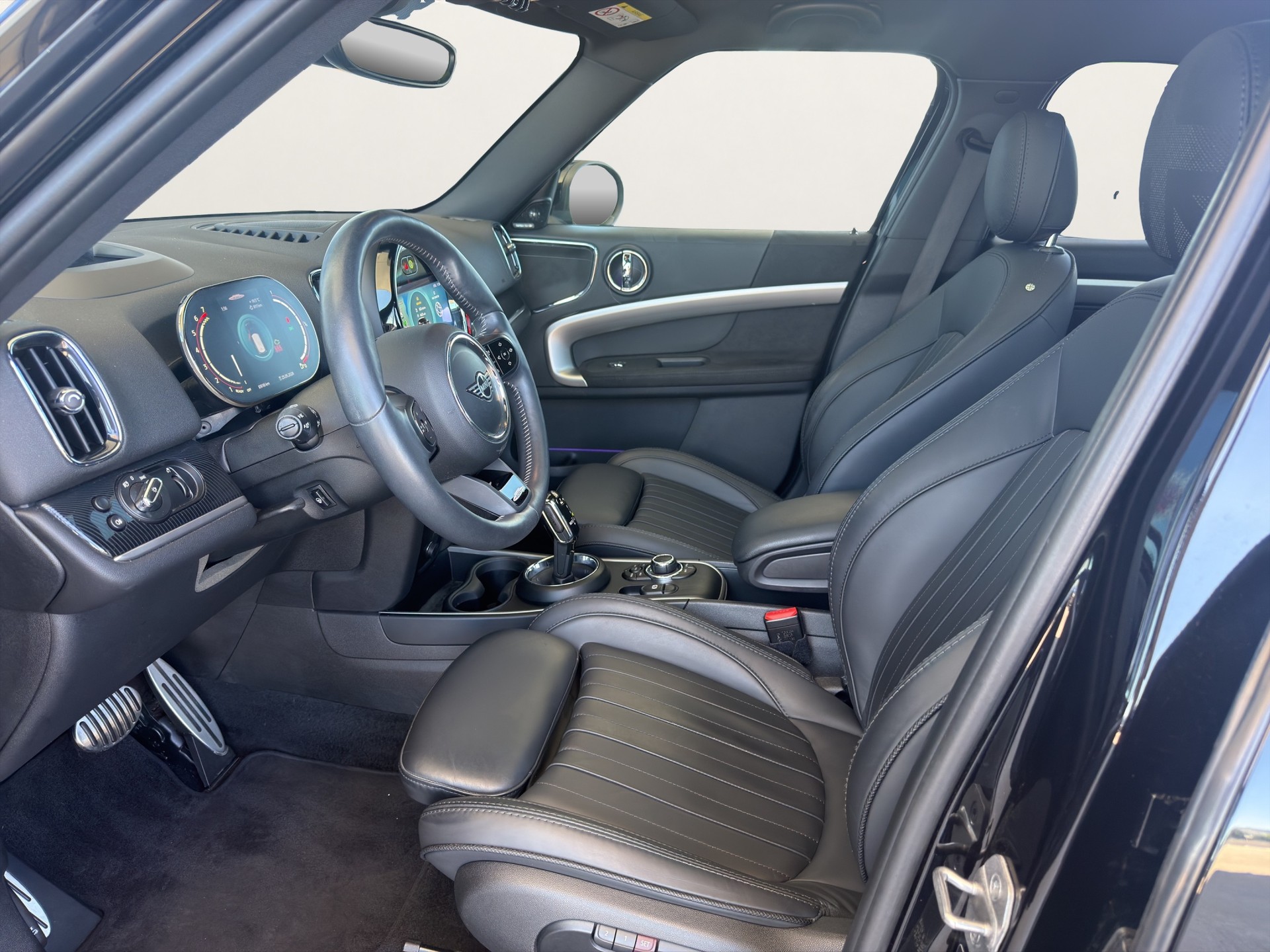 MINI Countryman JCW ALL4-image-9