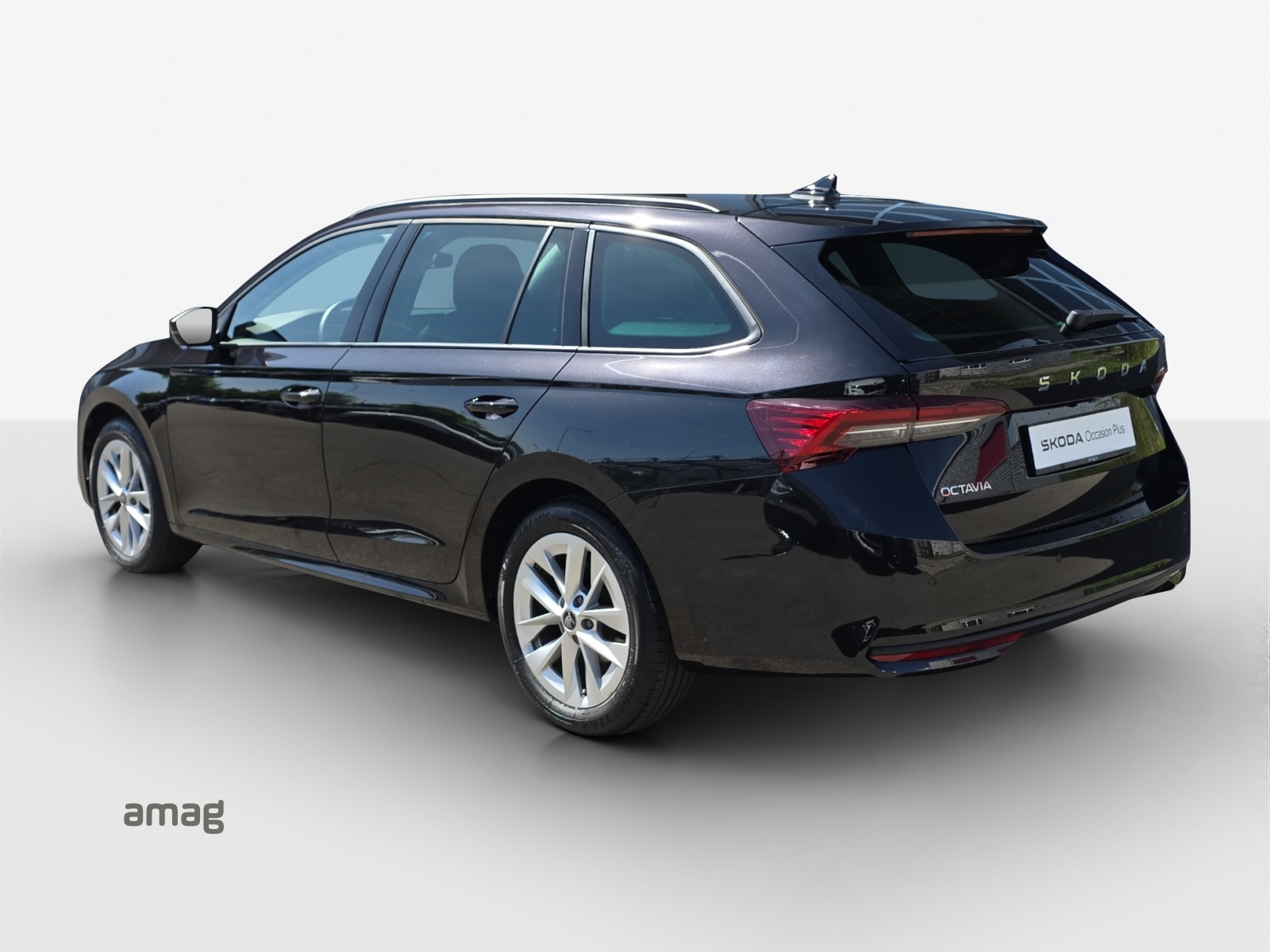 SKODA Octavia Combi 1.5 TSI mHEV DSG Dynamic-image-2
